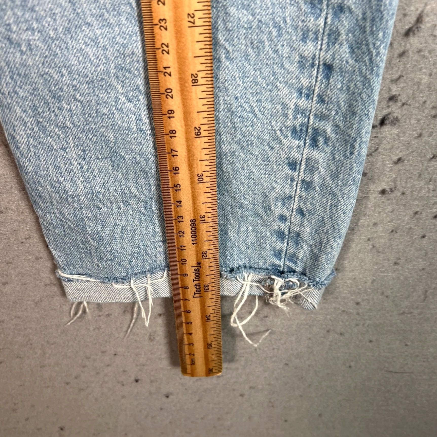Topshop Topshop Womens Jeans Straight High-Waisted 25 Light Wash Denim Raw Hem Blue Size 42" / US 20 - 6 Thumbnail