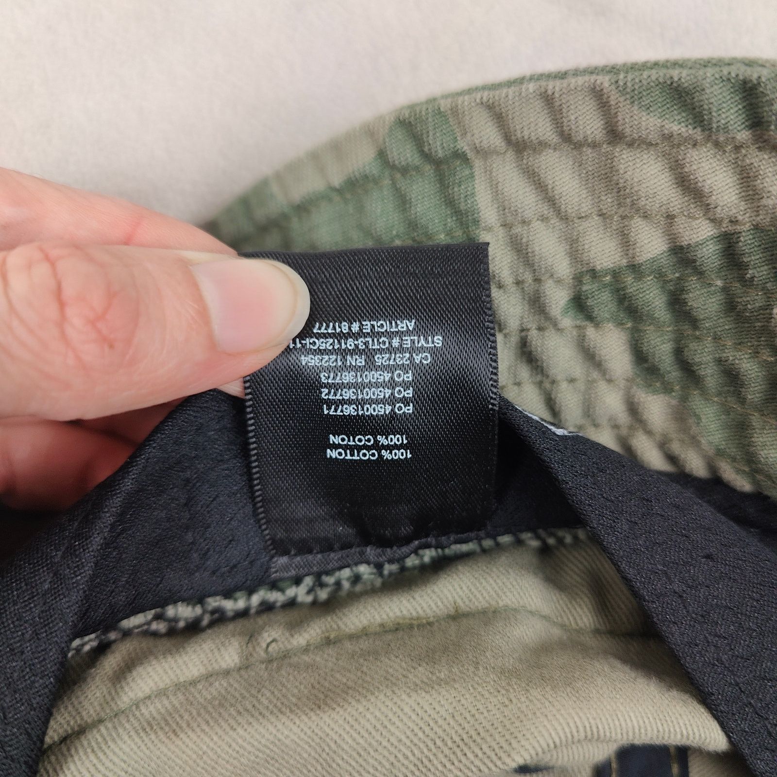 Aritzia Aritzia TNA Bucket Hat Womens Small Medium Green Camo Size ONE SIZE - 7 Thumbnail