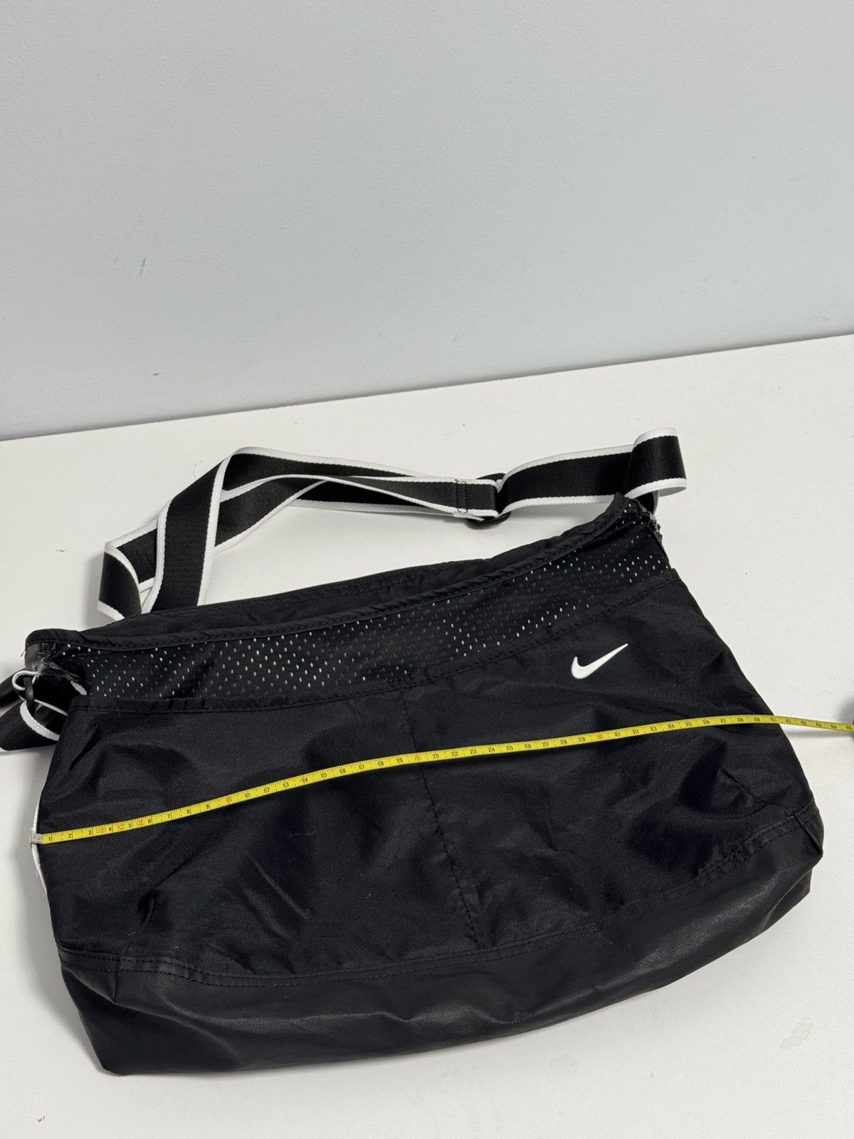 Nike Nike Vintage Y2K style Hype messenger swoosh Size ONE SIZE - 17 Thumbnail