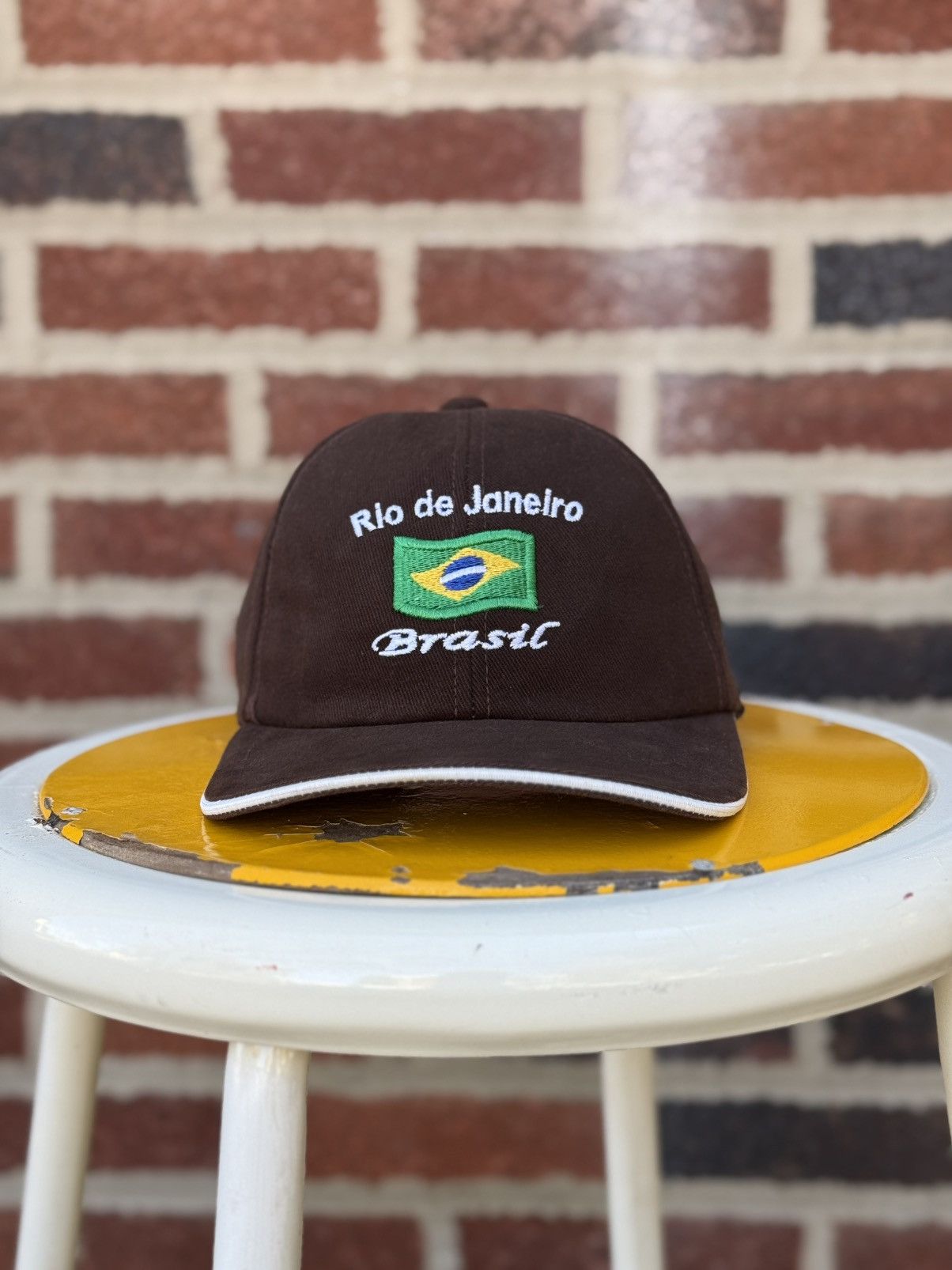 Vintage Vintage 90’s Rio de Janeiro Brasil Cap Size ONE SIZE - 1 Thumbnail