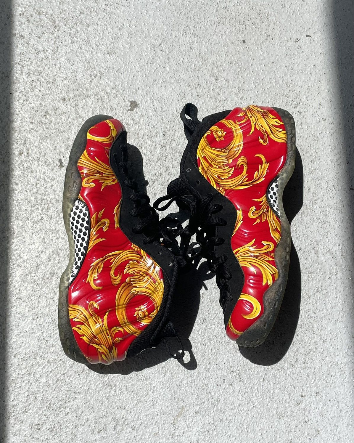 Nike × Supreme Supreme x Nike Foamposite Red Size US 9.5 / EU 42-43 - 1 Thumbnail