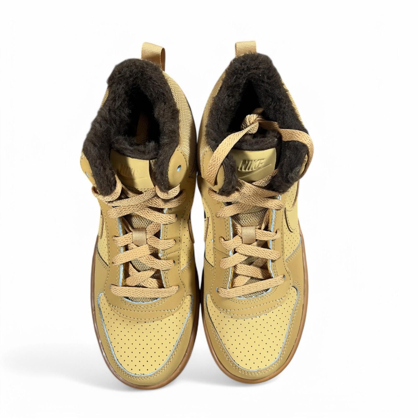 Nike 💥 Nike Court Borough Mid WNTR GS Haystack Trainers UK 5.5 Size US 6 / EU 39 - 8 Thumbnail