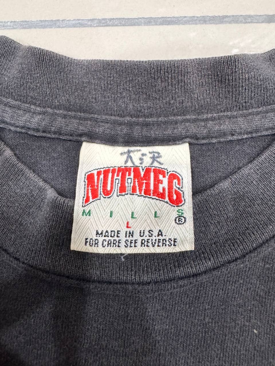 Vintage Vintage 90's Chicago Bulls Triple Threat Nutmeg Size US M / EU 48-50 / 2 - 5 Thumbnail