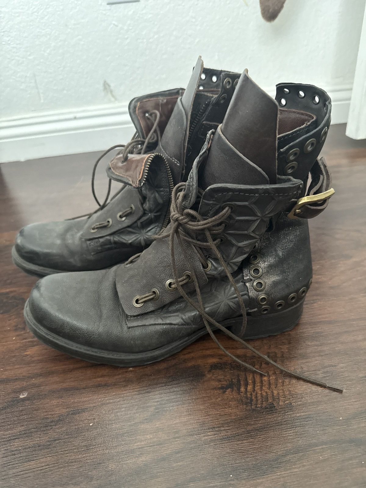 靴 venomboots nightmare boots archive A.M. Venom Nightmare Boots Size: tagged 44, but we're a 9