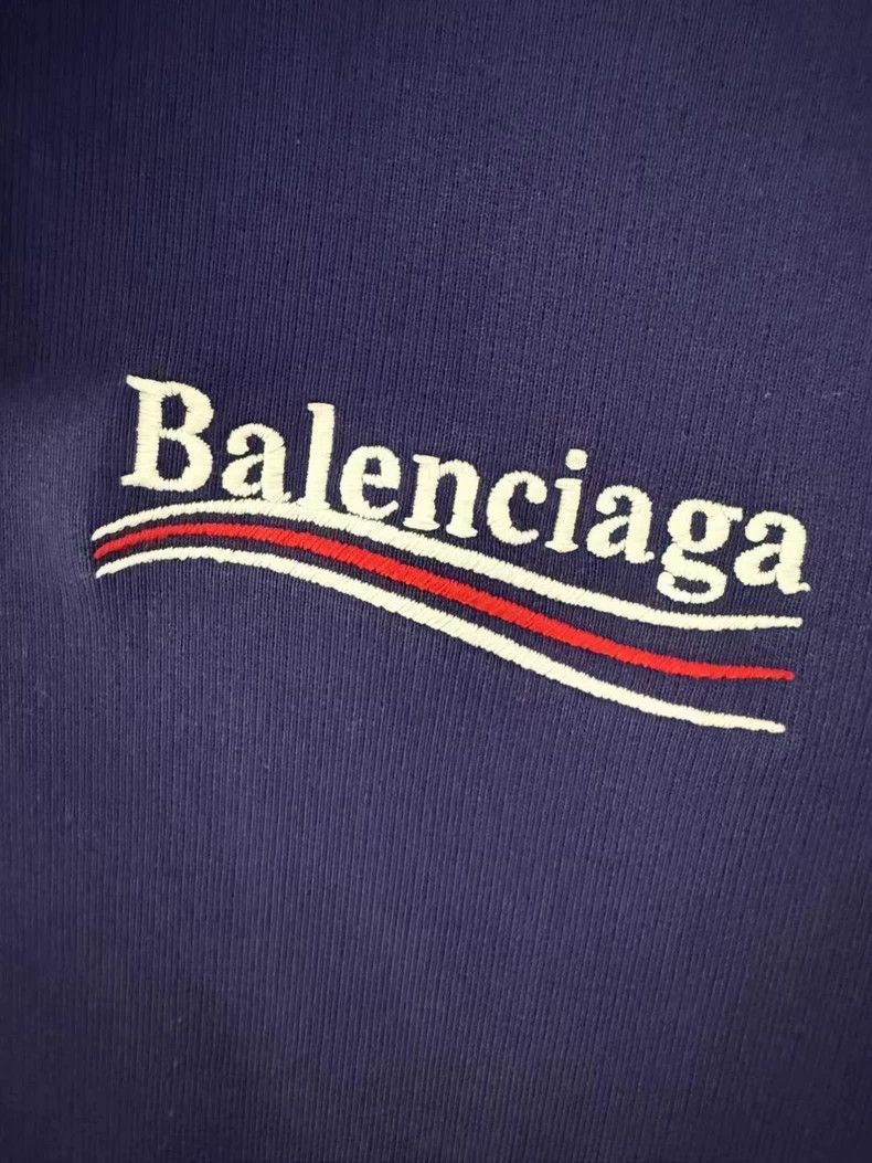 Balenciaga Balenciaga Blue coke embroidered sweater Size US L / EU 52-54 / 3 - 3 Thumbnail