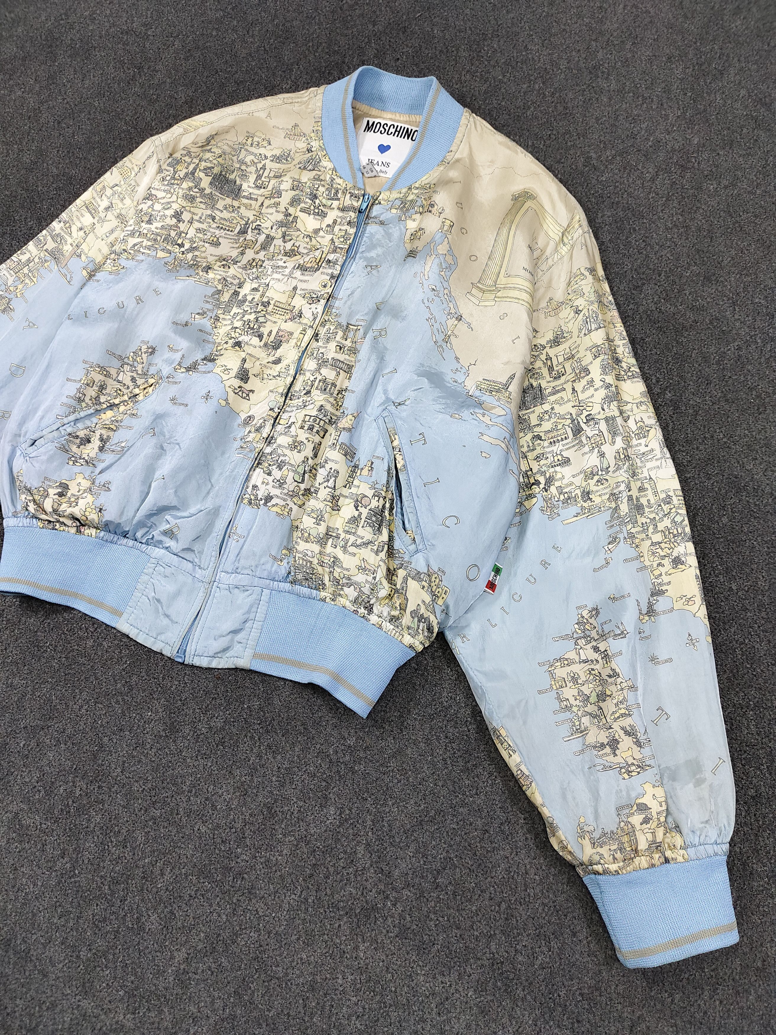 Moschino 90s Moschino💥 Archive AOP Maps Cartohraphic Cropped Bomber Size M / US 6-8 / IT 42-44 - 3 Thumbnail