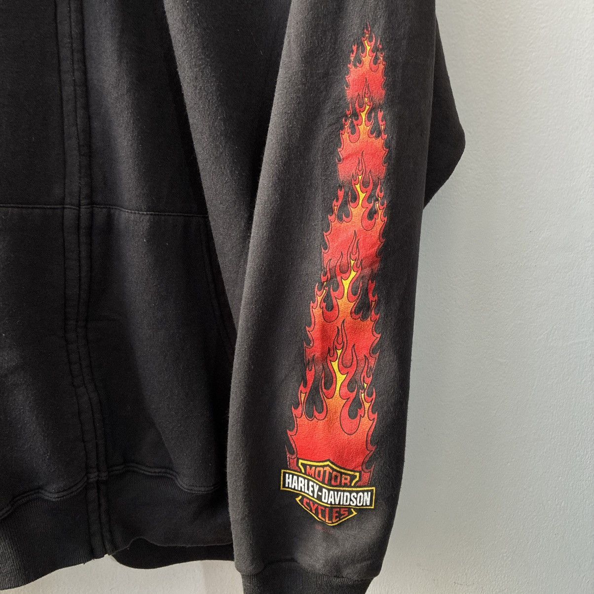Harley Davidson Vintage Harley Davidson Chrome Flames Zip Up Hoodie Black Size US L / EU 52-54 / 3 - 3 Thumbnail