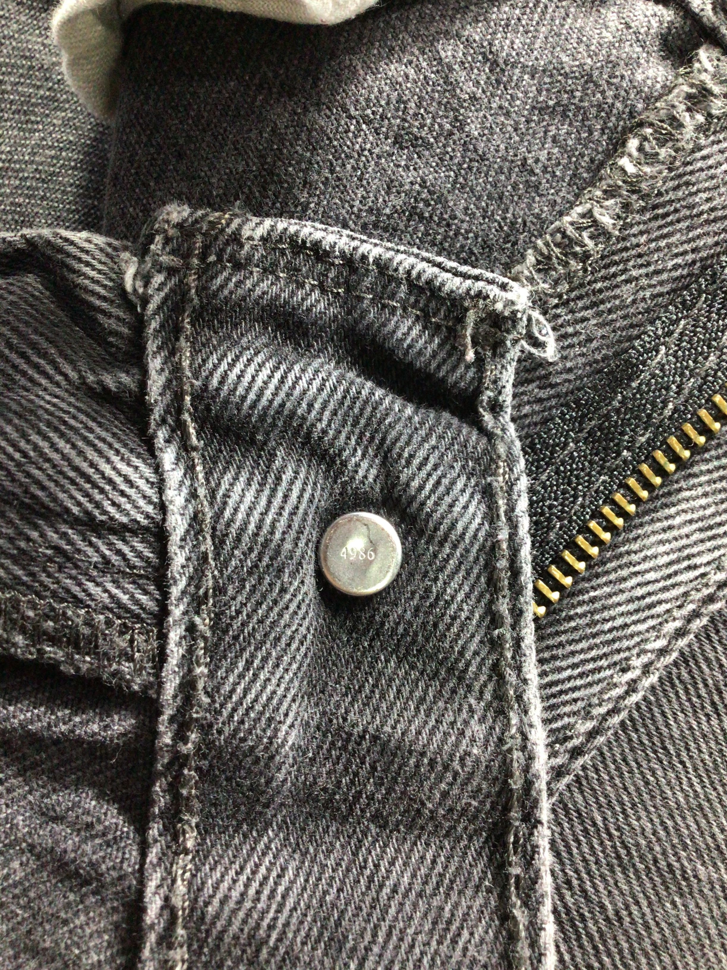 Levi's Vintage Levis 505 Jeans Levi's Faded Black -J547 Size US 35 - 8 Thumbnail