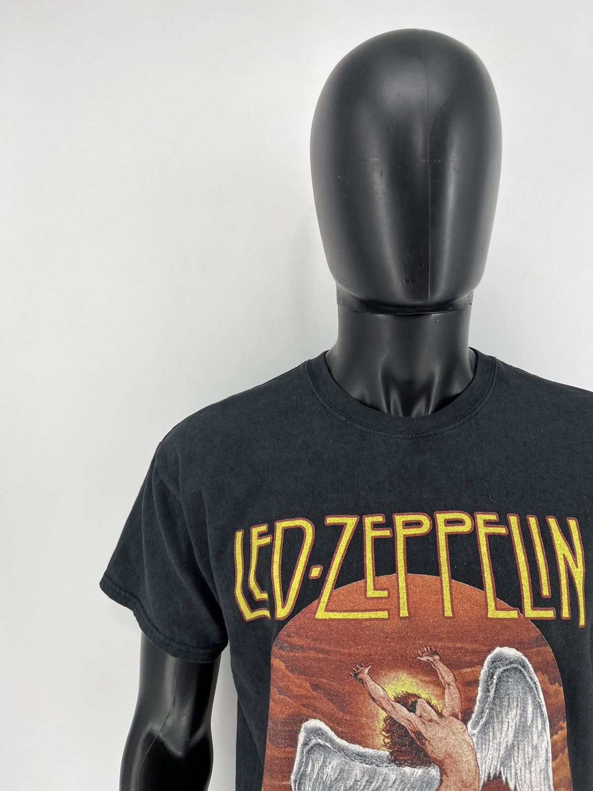 Band Tees Vintage Y2K 00s Led Zeppelin U.S. Tour 1975 Band T-Shirt Size US M / EU 48-50 / 2 - 6 Thumbnail