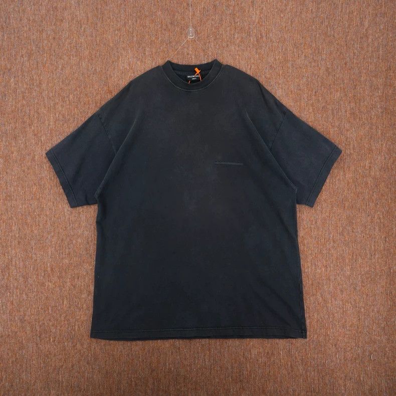 Balenciaga Balenciaga Cover rubber strip logo washed and made old sho Size US L / EU 52-54 / 3 - 1 Thumbnail
