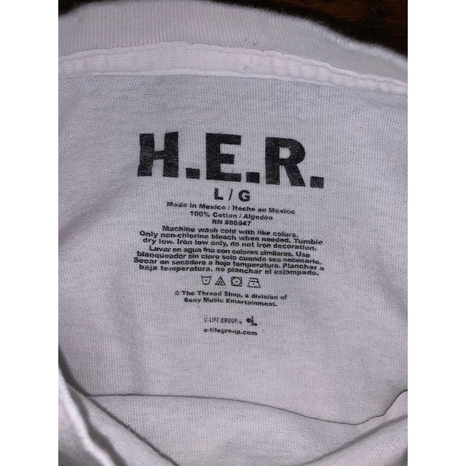 Band Tees × Other H.E.R. T Shirt Large White R&B Singer Graphic Tee Cotton Size M / US 6-8 / IT 42-44 - 3 Thumbnail