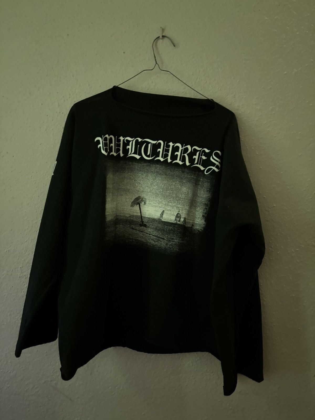 Kanye West × Yeezy yeezy long sleeve Size US S / EU 44-46 / 1 - 1 Thumbnail