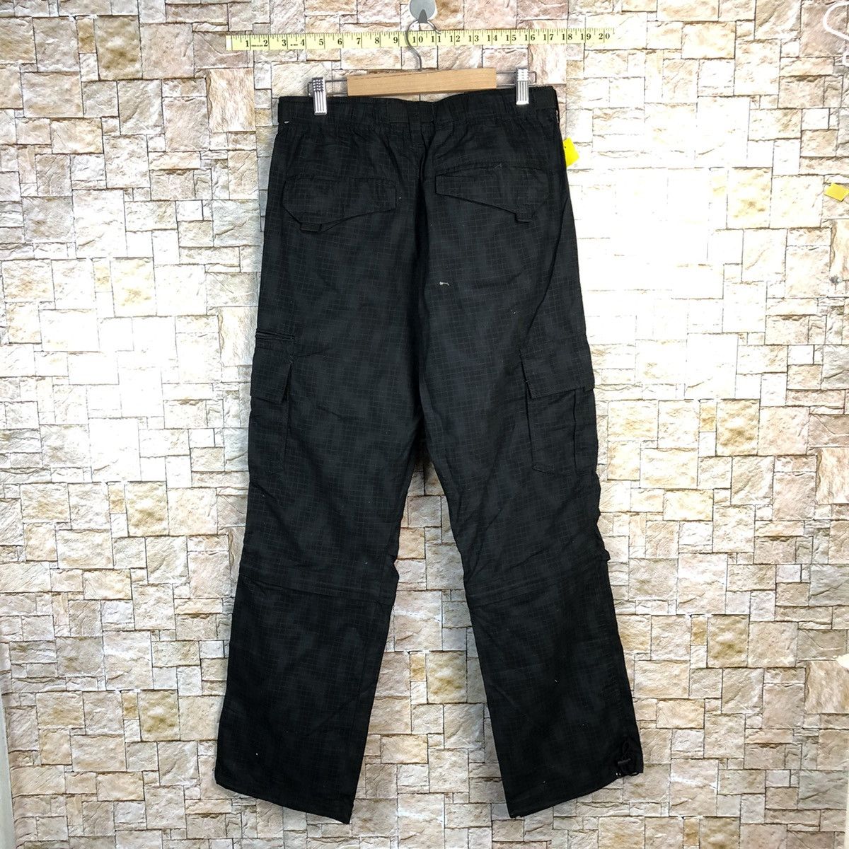 Japanese Brand Anti Label Basic Black Cargo Multipocket Pants #A739 Size US 29 - 15 Thumbnail