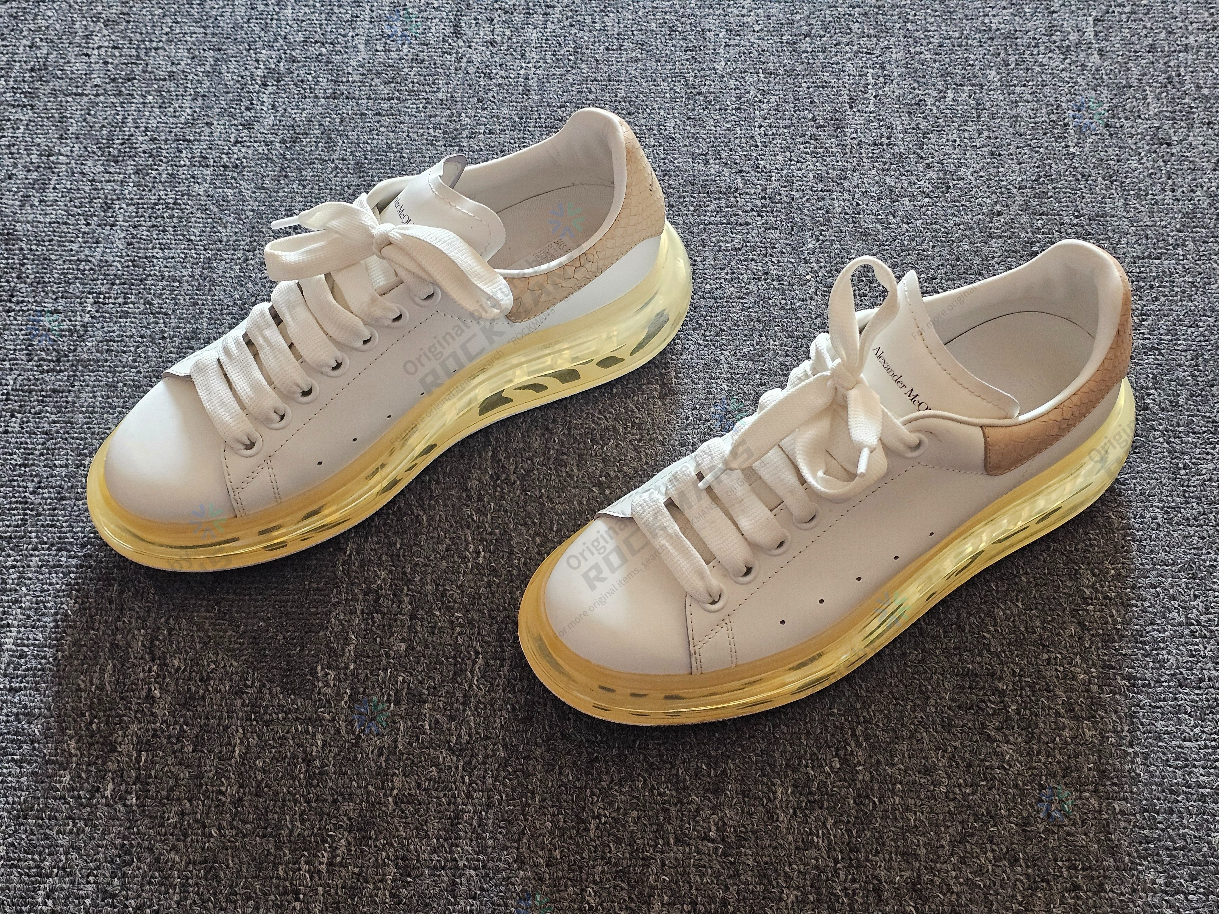 Alexander McQueen Alexander McQueen Oversized Clear Sole Sneakers Size 38 Size US 8 / IT 38 - 2 Thumbnail