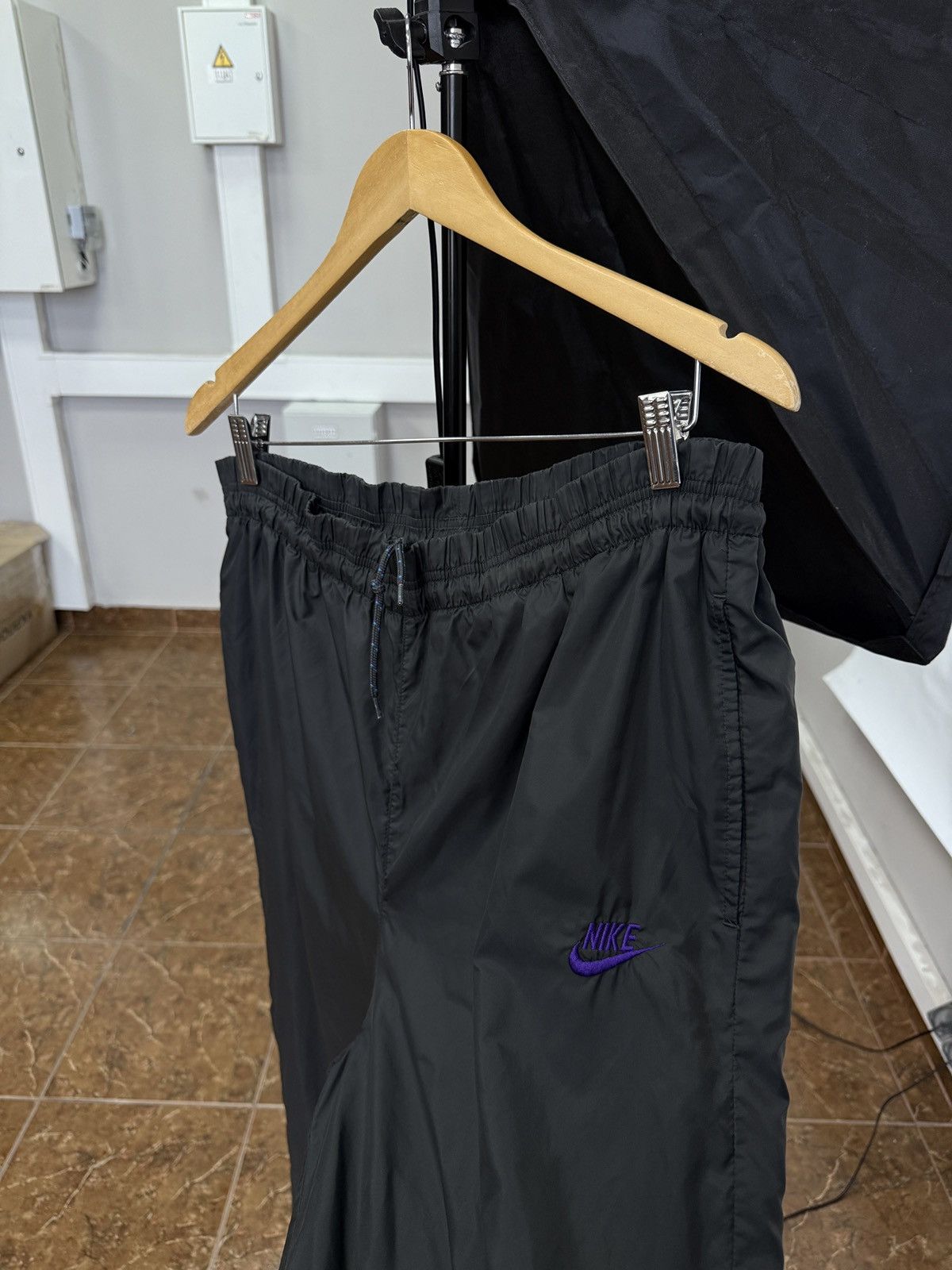 Nike 🇺🇸 Vintage 80s Nike Nylon Track Pants Y2K Rare Retro Hype Size US 36 / EU 52 - 1 Thumbnail
