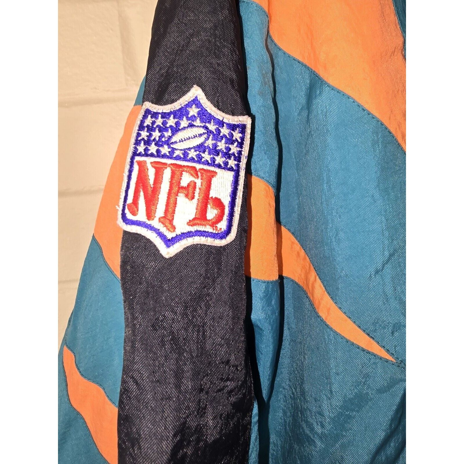 Apex One Vintage Apex One Miami Dolphins Jacket Mens XL Pro Line Size US XL / EU 56 / 4 - 4 Thumbnail