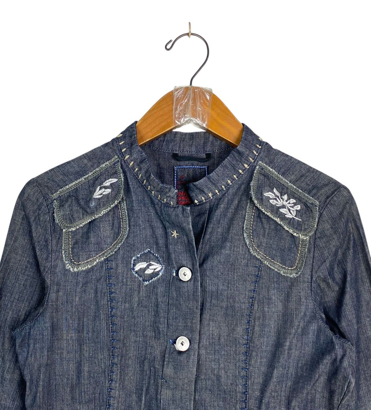 Marithe + Francois Girbaud Rare‼️ Vintage Marithe Francois Girbaud Light Denim Jacket Size S / US 4 / IT 40 - 4 Thumbnail