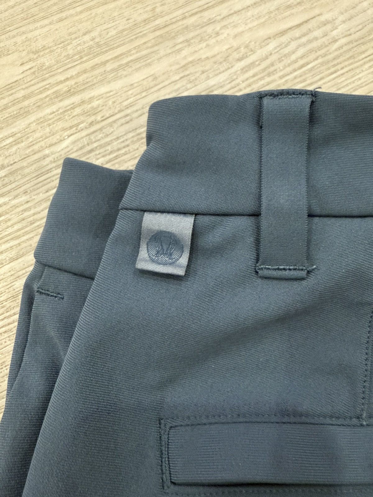 Lululemon Lululemon ABC Slim Fit Pants - Size 28 x 28 - Grey Size US 28 / EU 44 - 3 Thumbnail