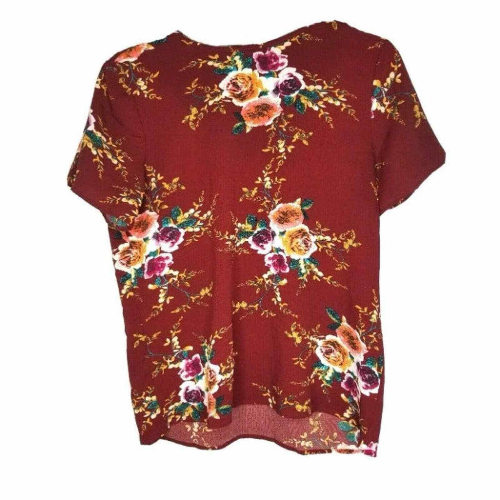 Shein Shein Blouse Top Large Red Floral Maroon Burgandy Flowers Cr Size L / US 10 / IT 46 - 1 Thumbnail