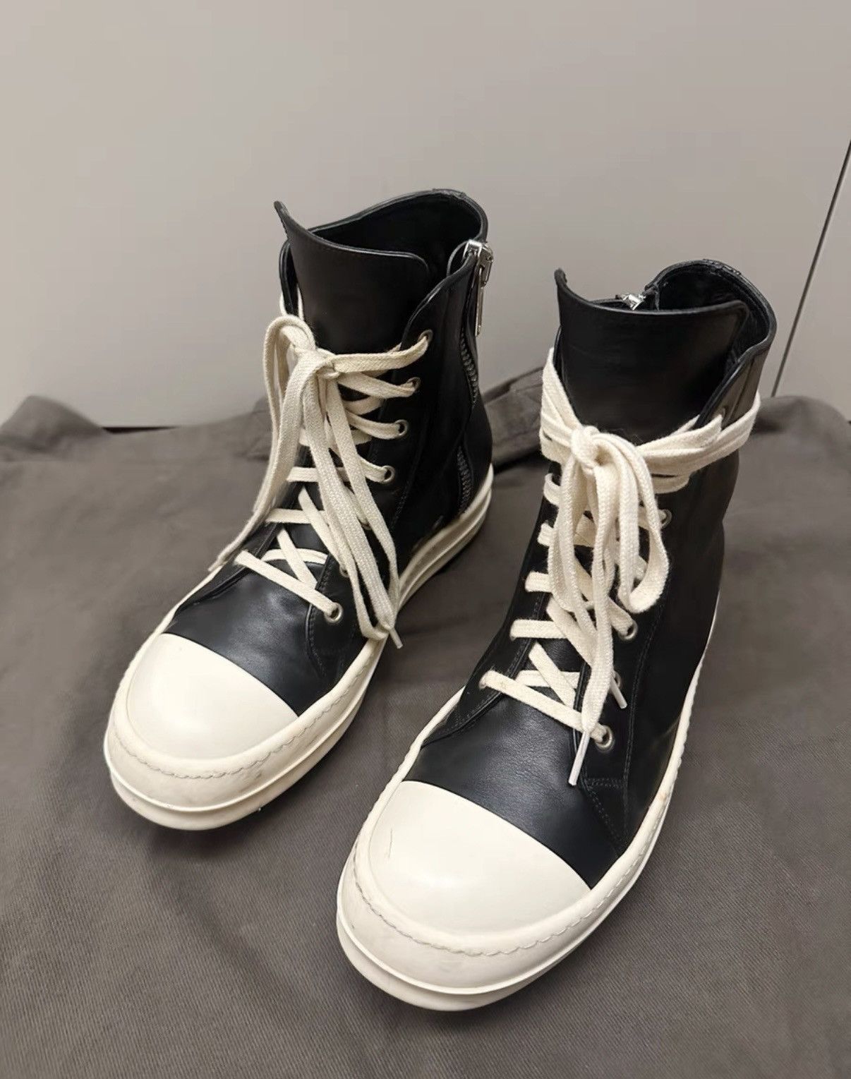 Rick Owens Rick Owens Mainline Classic Patent Leather High-Top Size US 7 / EU 40 - 7 Thumbnail