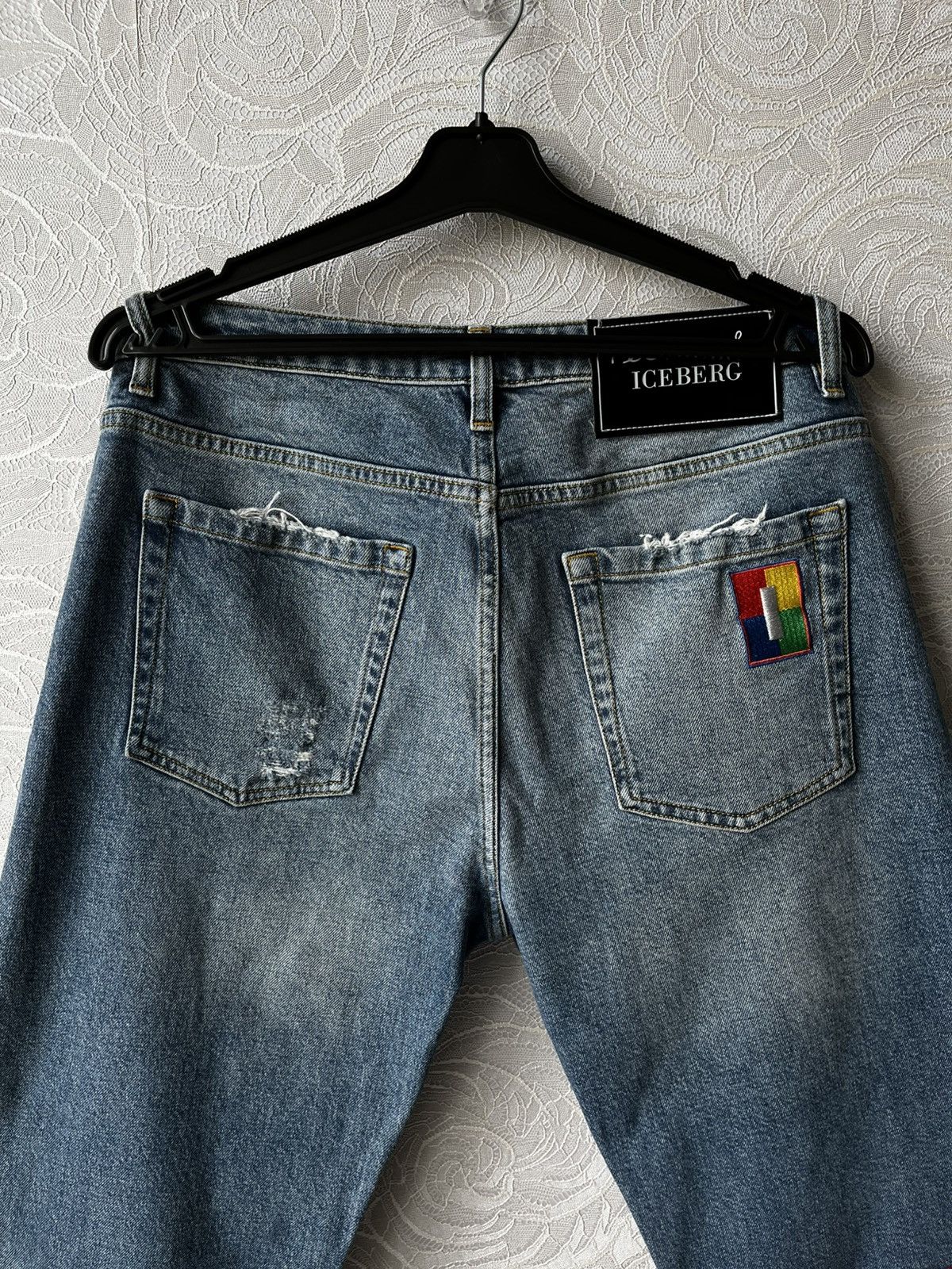Iceberg Iceberg x Peter Blake Multicolor Logo Denim Distressed Jeans Size 29" - 2 Thumbnail