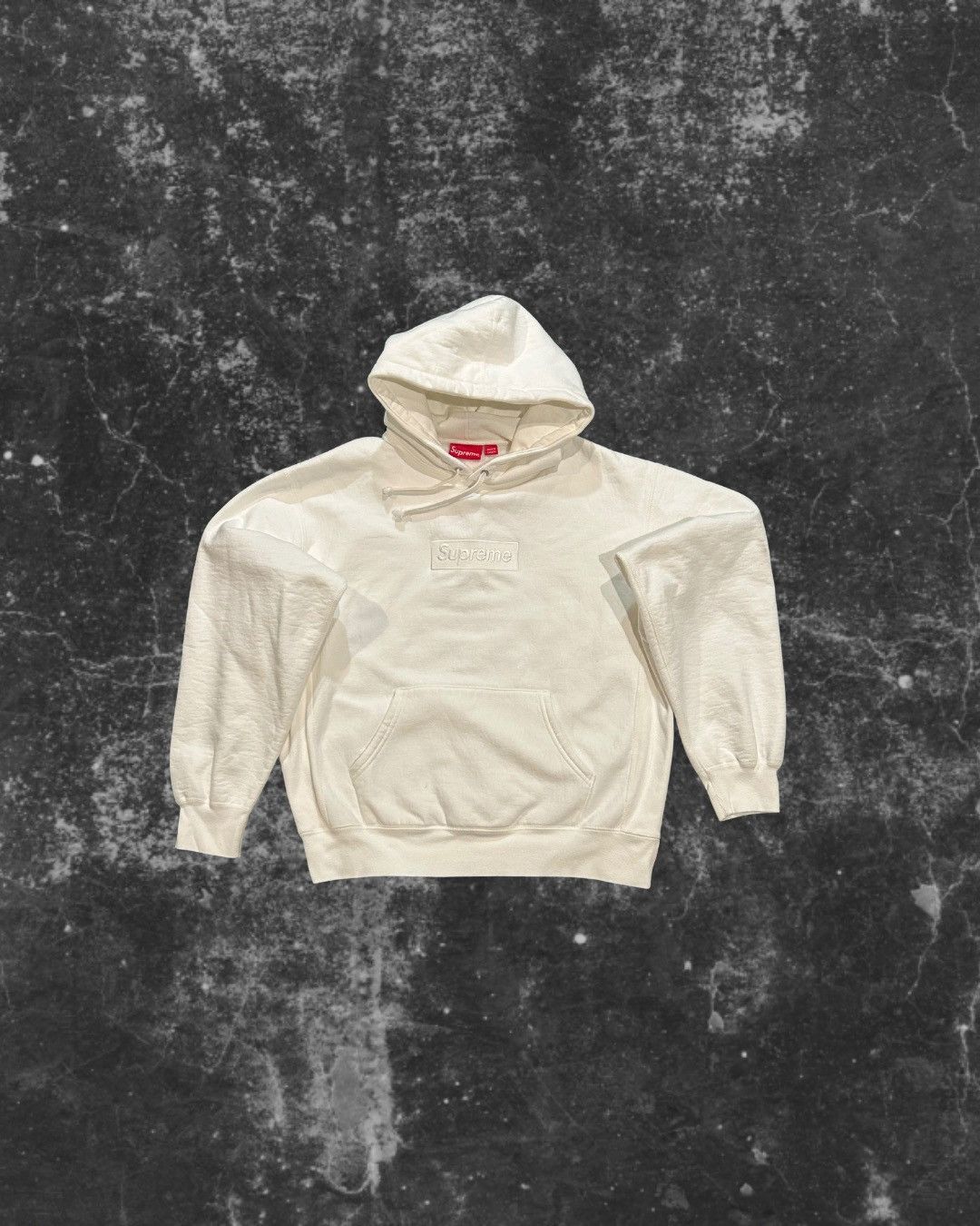 Supreme Supreme White on White Box Logo Hoodie Size M Size US M / EU 48-50 / 2 - 1 Thumbnail