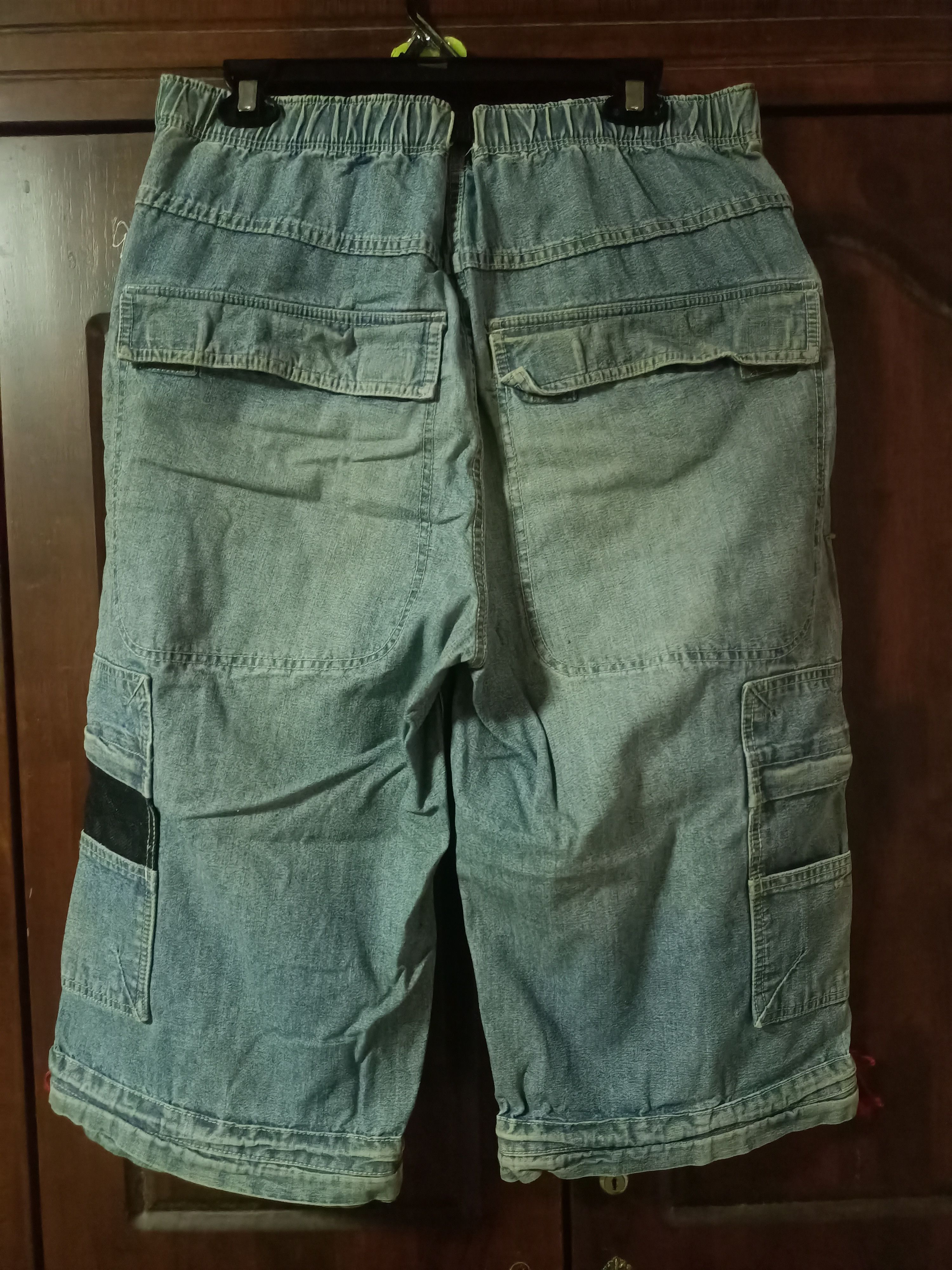 Airwalk × Vintage Vintage Distress Airwalk Short Jeans Size US 34 / EU 50 - 6 Thumbnail