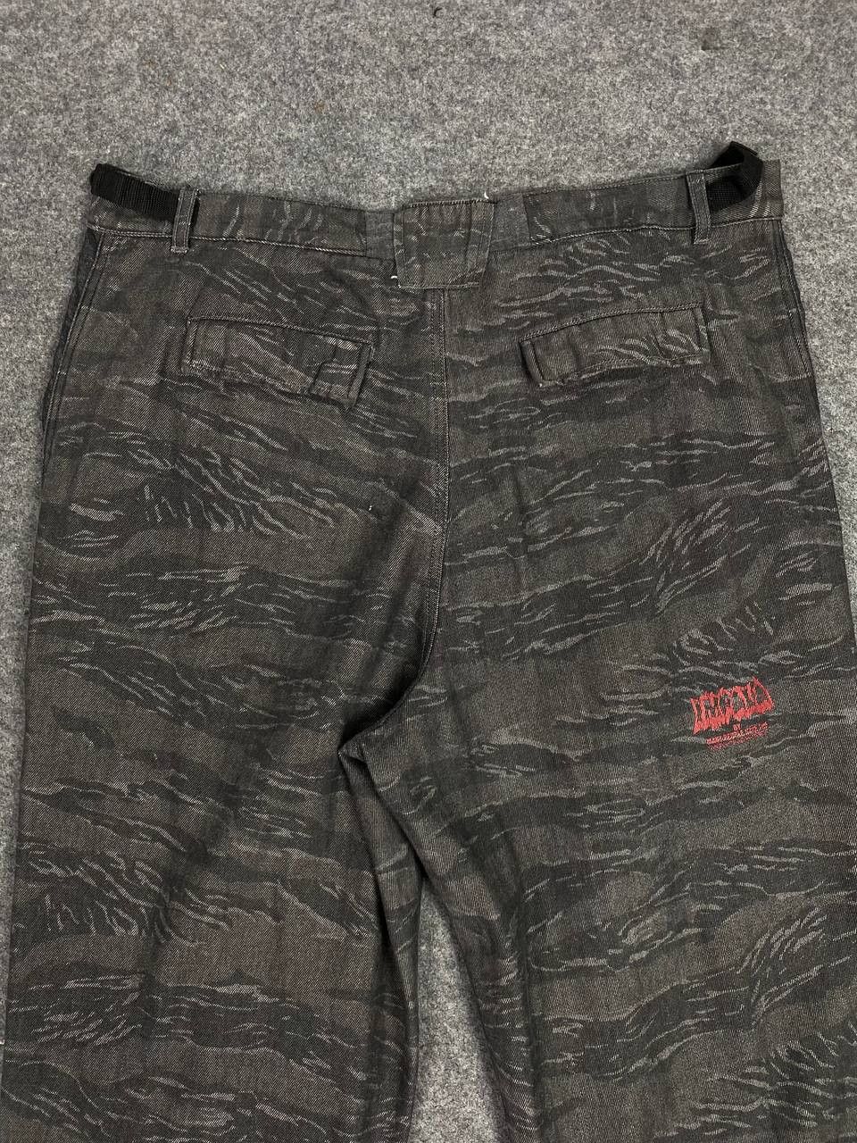 Japanese Brand impala tiger striped cargo pants nice design Size US 40 / EU 56 - 3 Thumbnail