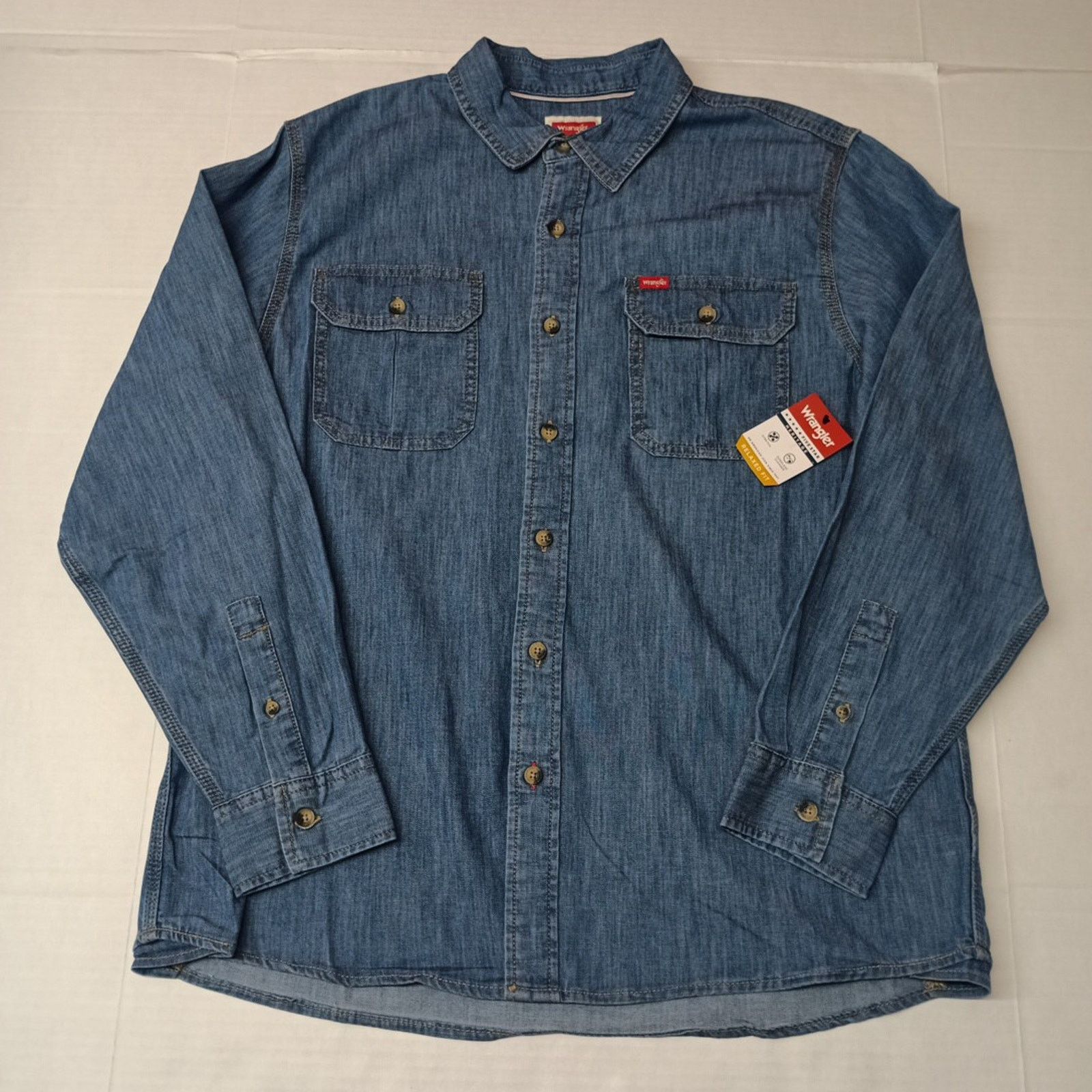 Wrangler Wrangler Big Men's Relaxed Fit Woven Shirt Size L Blue Size US L / EU 52-54 / 3 - 1 Thumbnail