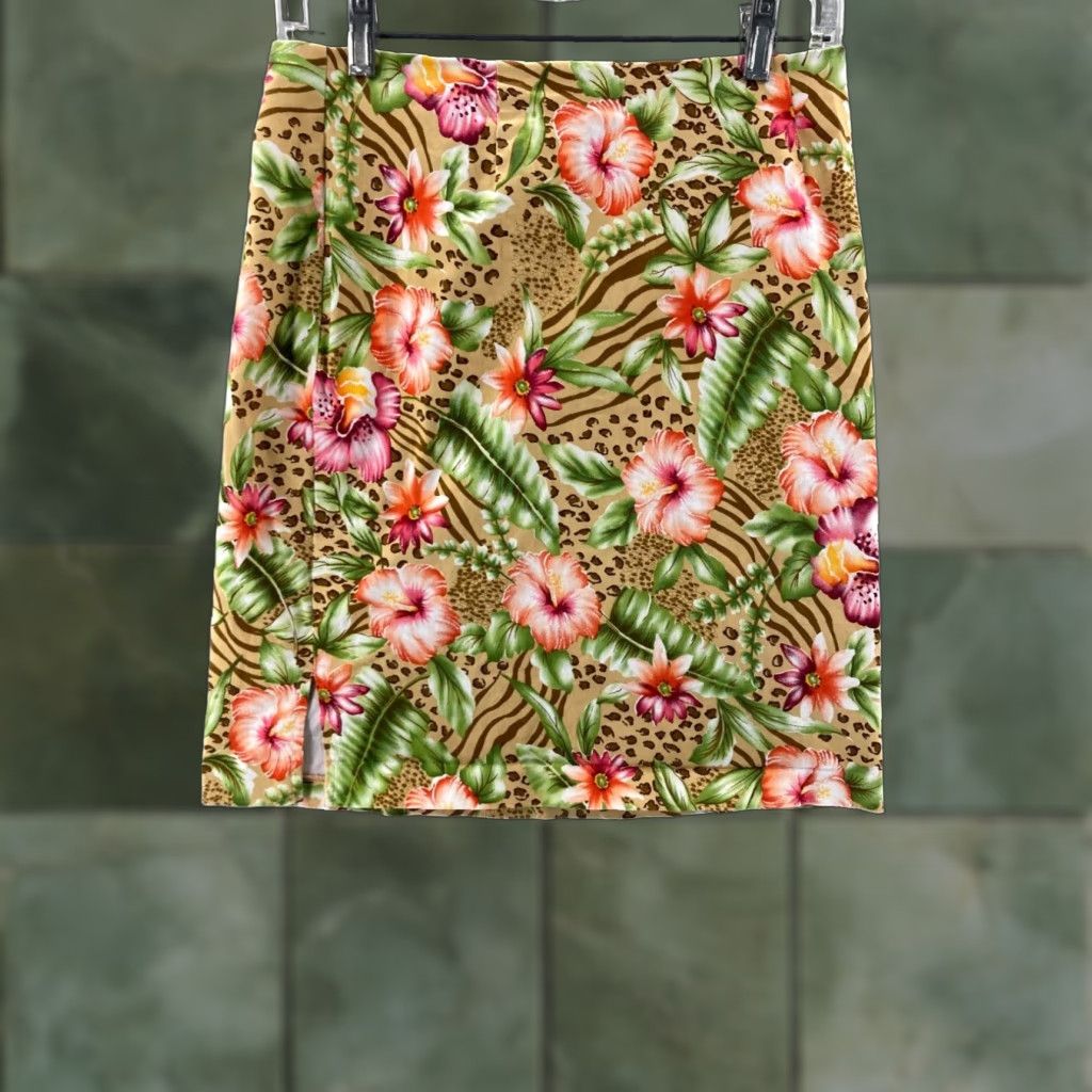 Worthington Worthington Stretch Pencil Skirt Womens 10 Multicolor Floral Print Knee Length 90s Style Size 32" / US 10 / IT 46 - 1 Thumbnail