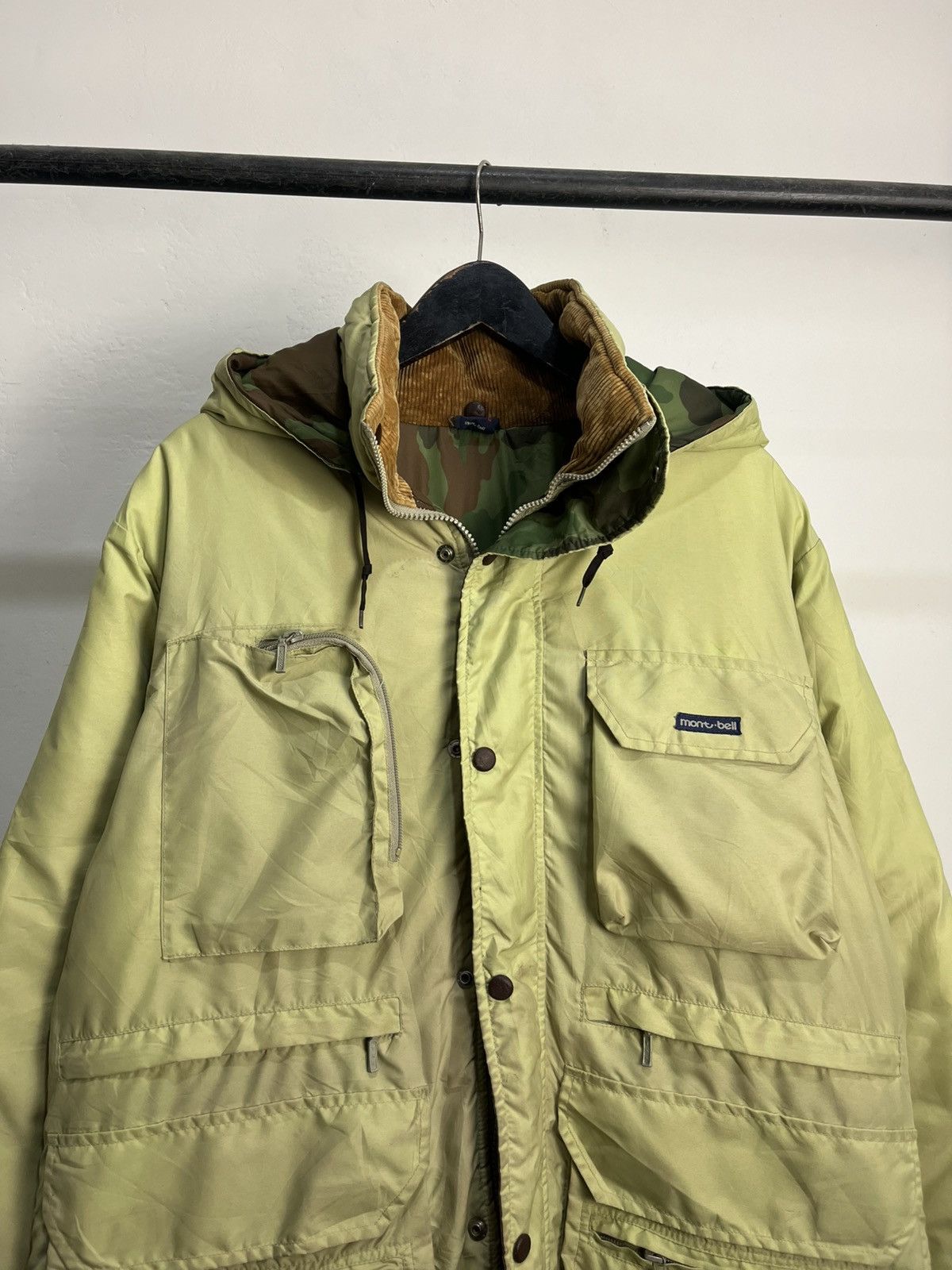 Montbell 1990s Montbell Reversible Camo Down Jacket Size US L / EU 52-54 / 3 - 4 Thumbnail