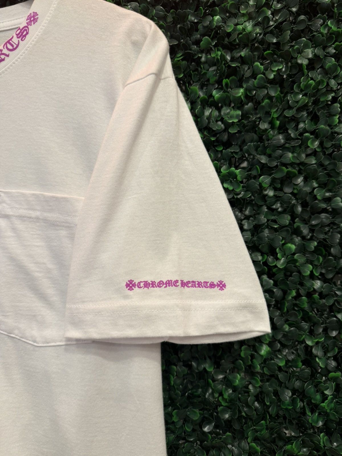 Chrome Hearts Chrome Hearts Neck Letter Pocket Tee ‘White Pink’ Size US L / EU 52-54 / 3 - 5 Thumbnail