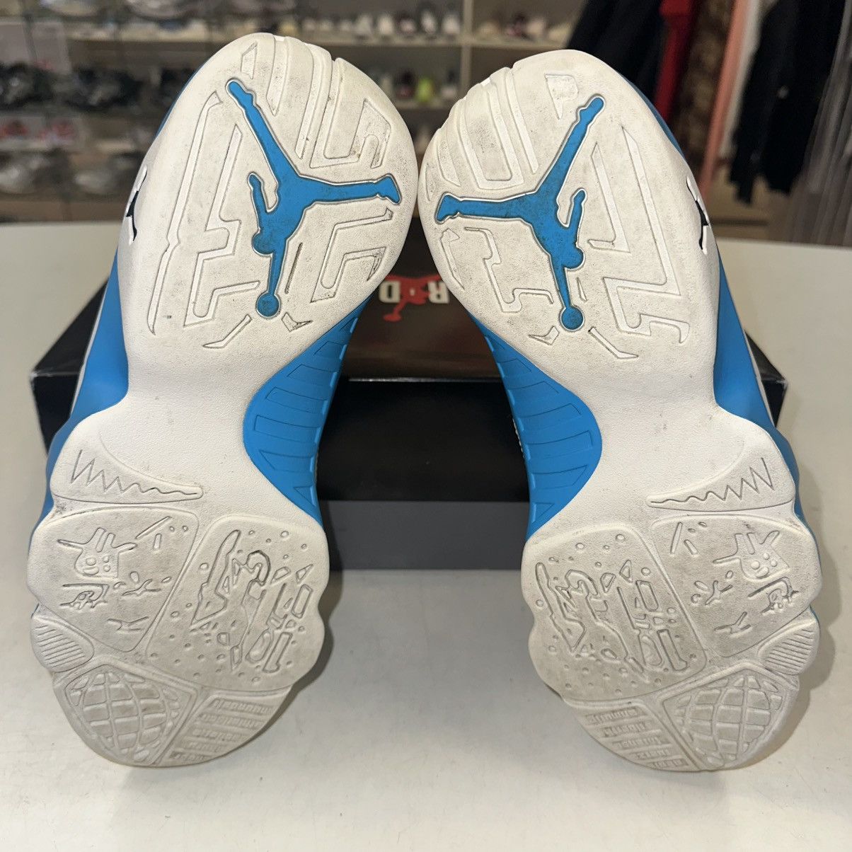 Jordan Brand Size 7.5 - Air Jordan 9 Retro 2024 Powder Blue - FQ8992-101 Size US 7.5 / EU 40-41 - 5 Thumbnail