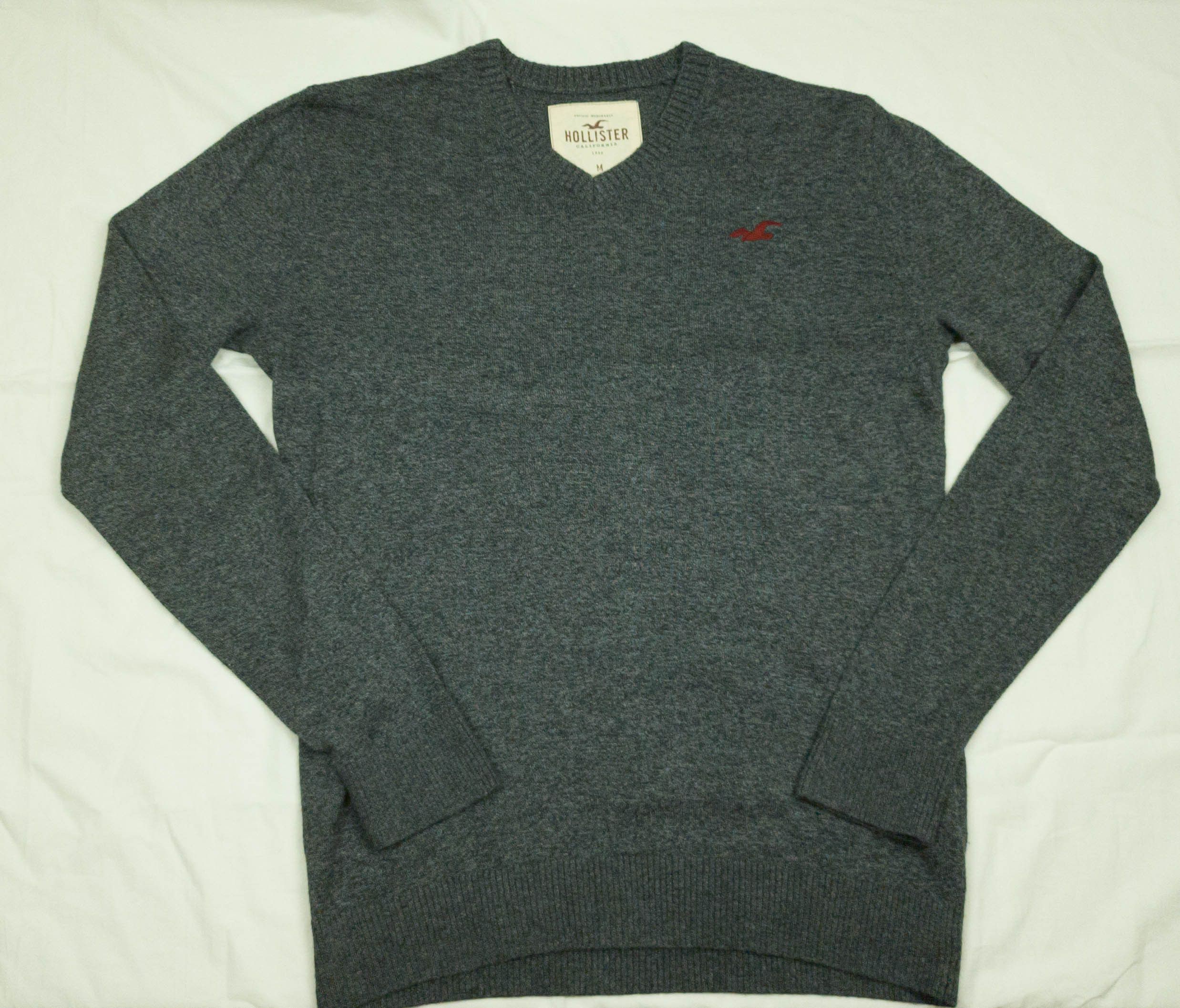 Hollister Hollister mens jumper size M vgc Size US M / EU 48-50 / 2 - 3 Thumbnail