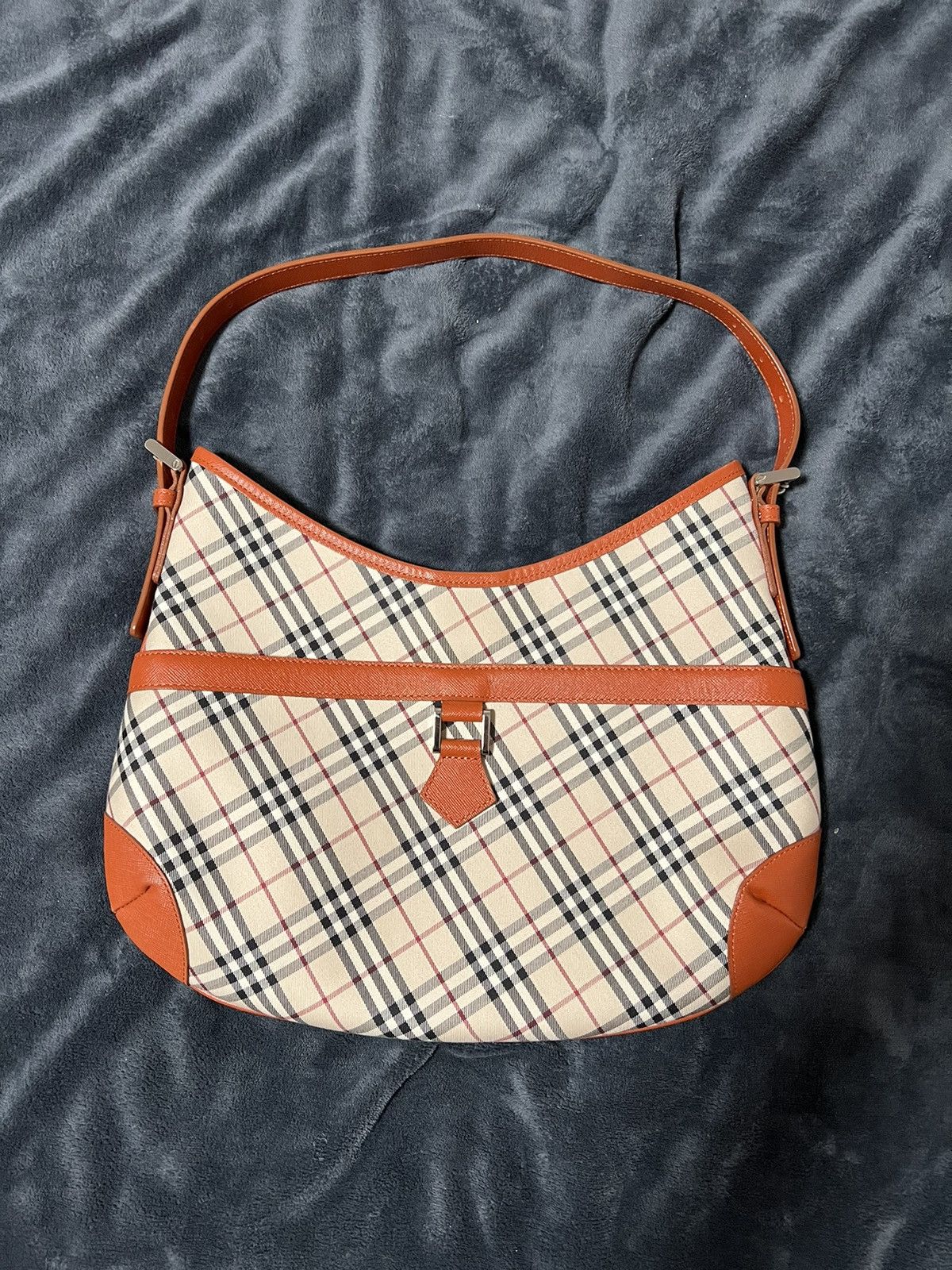 image of Vintage Burberry Bag in Red, Women's