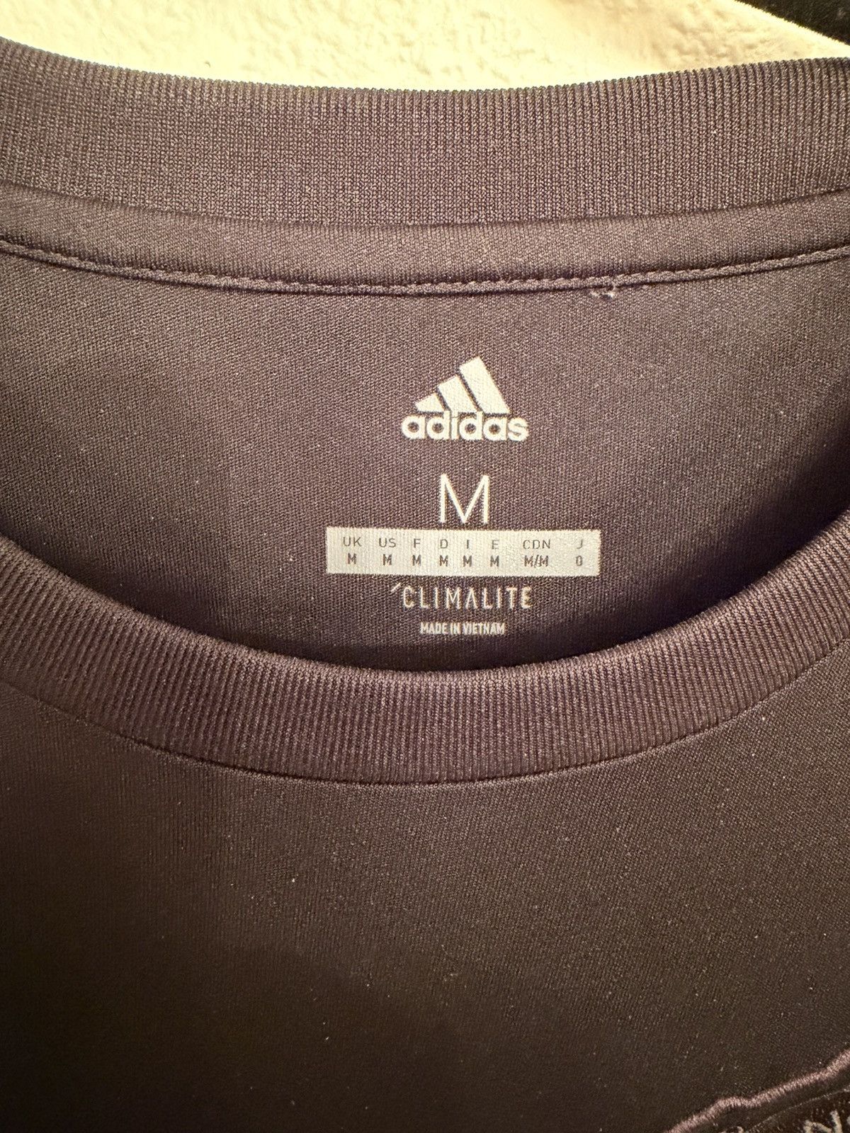 Adidas Man Utd All black jersey Size US M / EU 48-50 / 2 - 3 Thumbnail