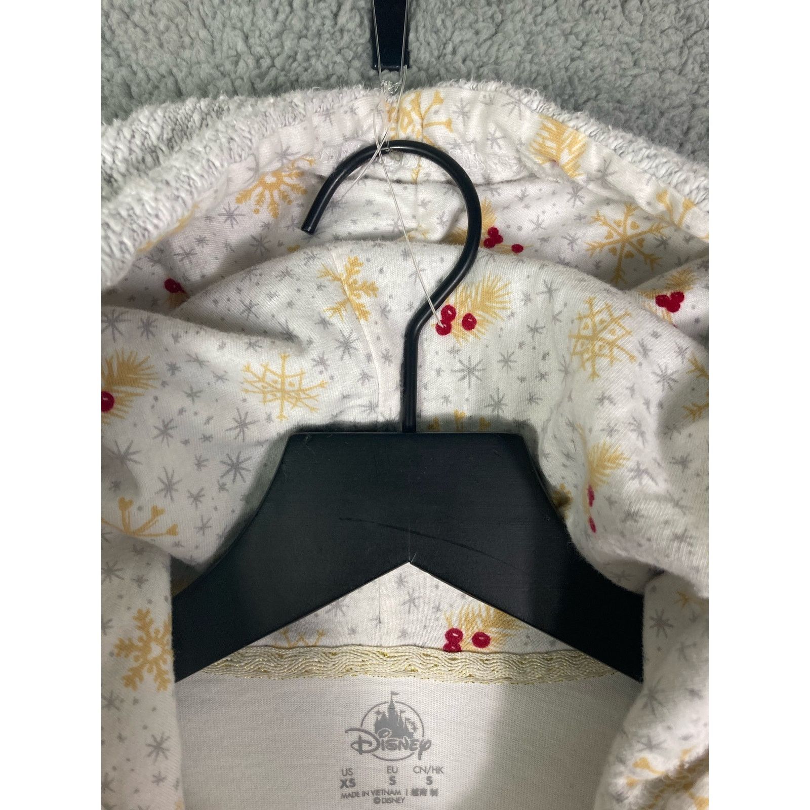 Disney Disney Parks Christmas Kids XS Zip Hoodie White Mickey Size XS / US 0-2 / IT 36-38 - 8 Thumbnail