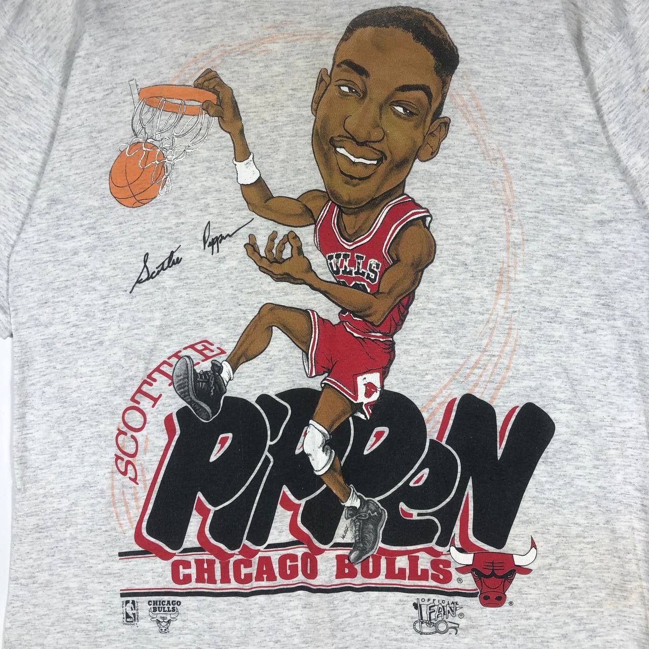 Vintage Vintage Scottie Pippen Chicago Bulls T-Shirt Size US L / EU 52-54 / 3 - 9 Thumbnail