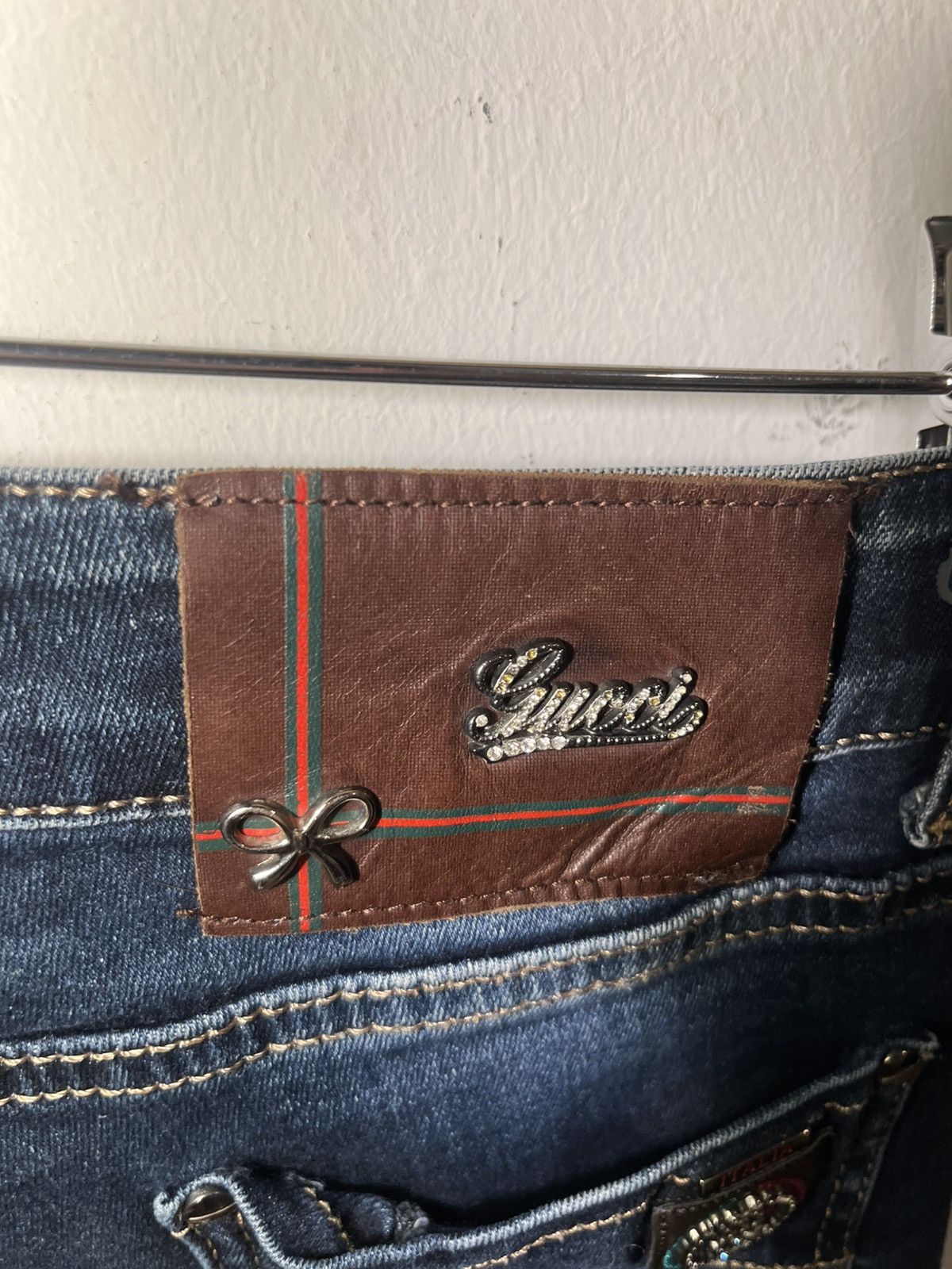 Gucci Gucci Blue Denim Slim-Fit Jeans Signature IT & Leather Detal Size 26" / US 2 / IT 38 - 9 Thumbnail