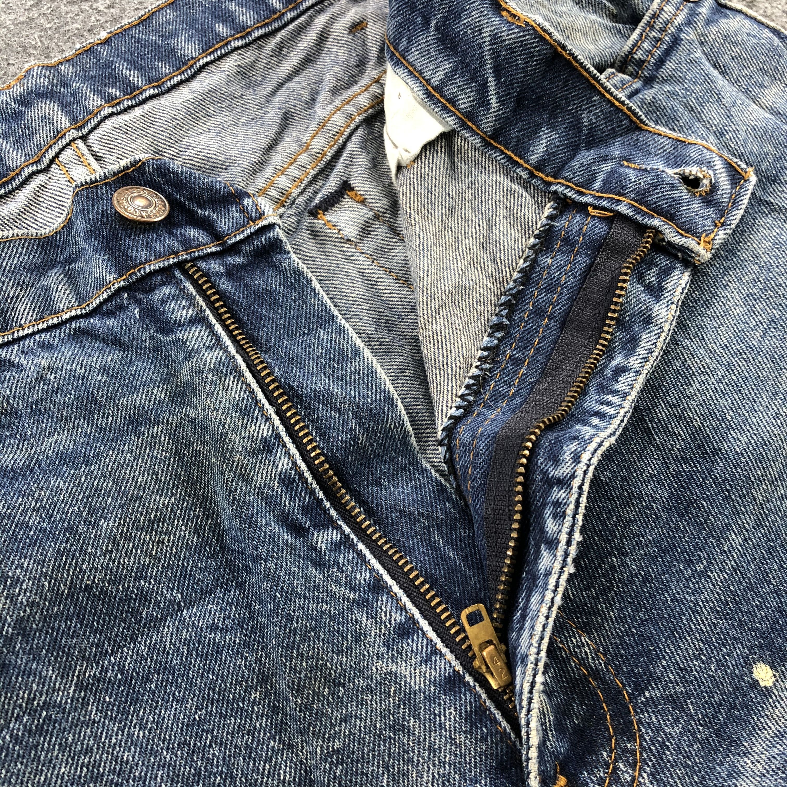 Levi's Rusty Levis Vintage Jeans Distressed Denim-J993 Size US 36 / EU 52 - 7 Thumbnail