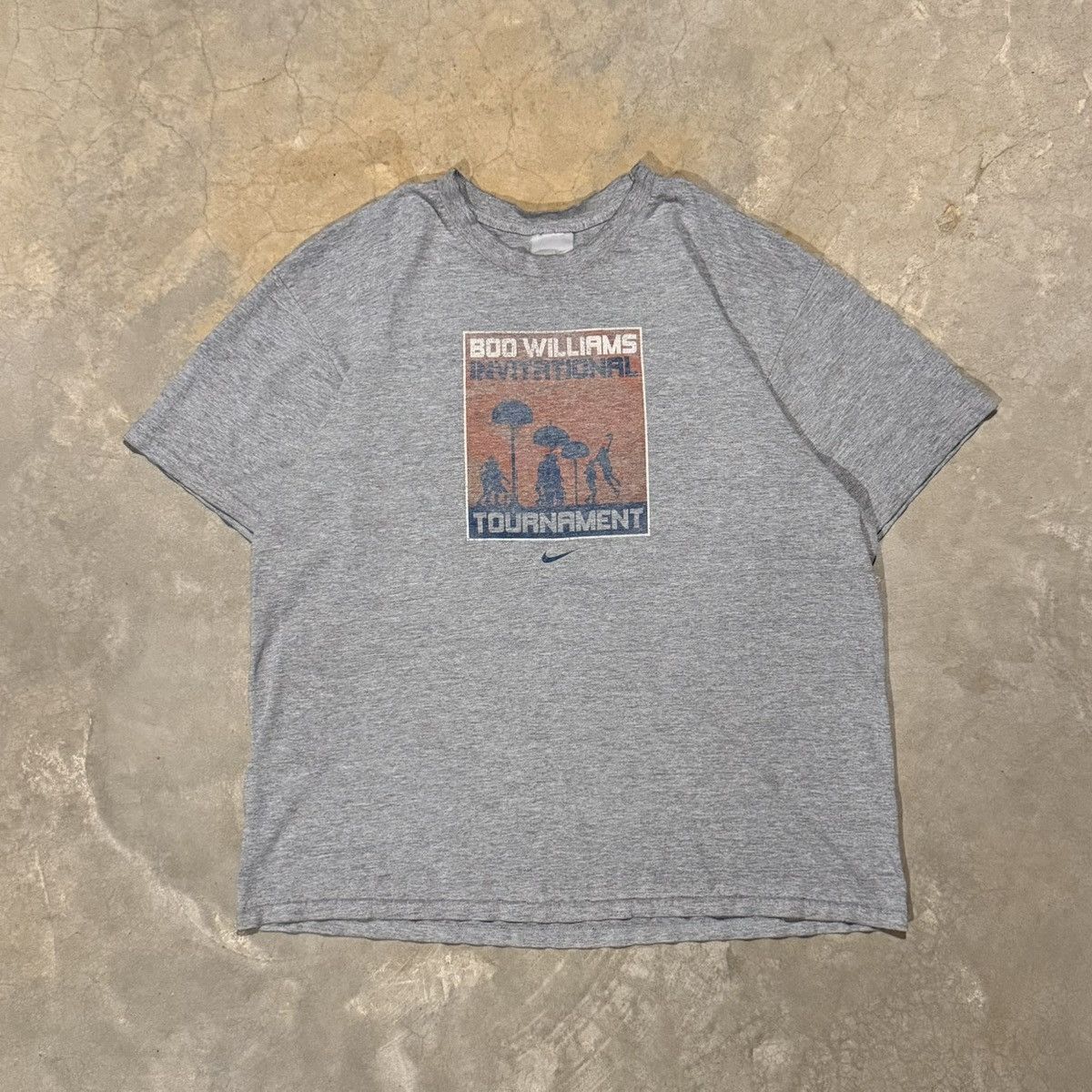 Nike Nike 2000s Distressed Faded Boo Williams Invitational Tee Size US XL / EU 56 / 4 - 1 Thumbnail