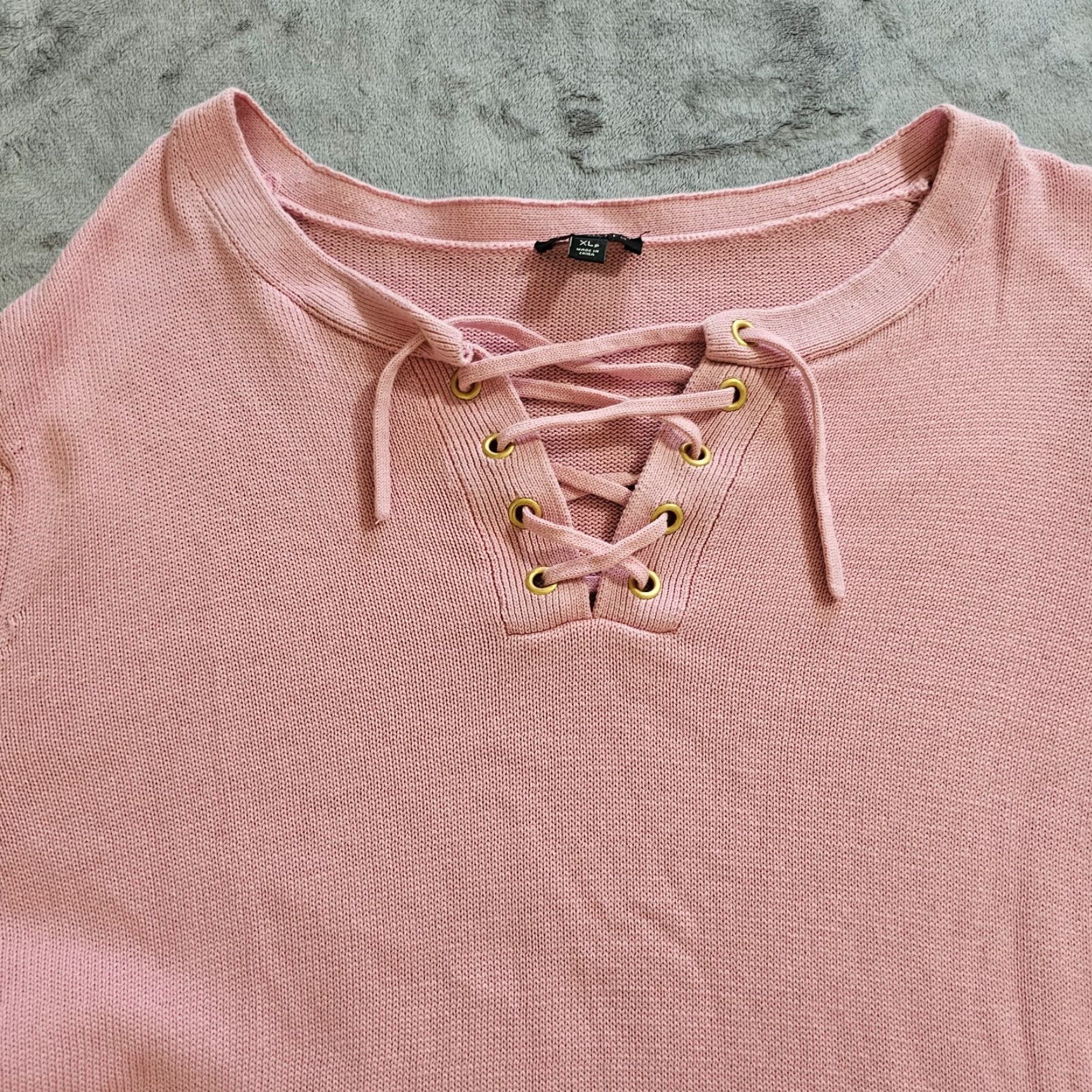 Talbots Talbots Sweater Top Women XL Petite Pink Long Sleeve V-Neck Lace Up Casual Chic Size XL / US 12-14 / IT 48-50 - 2 Thumbnail