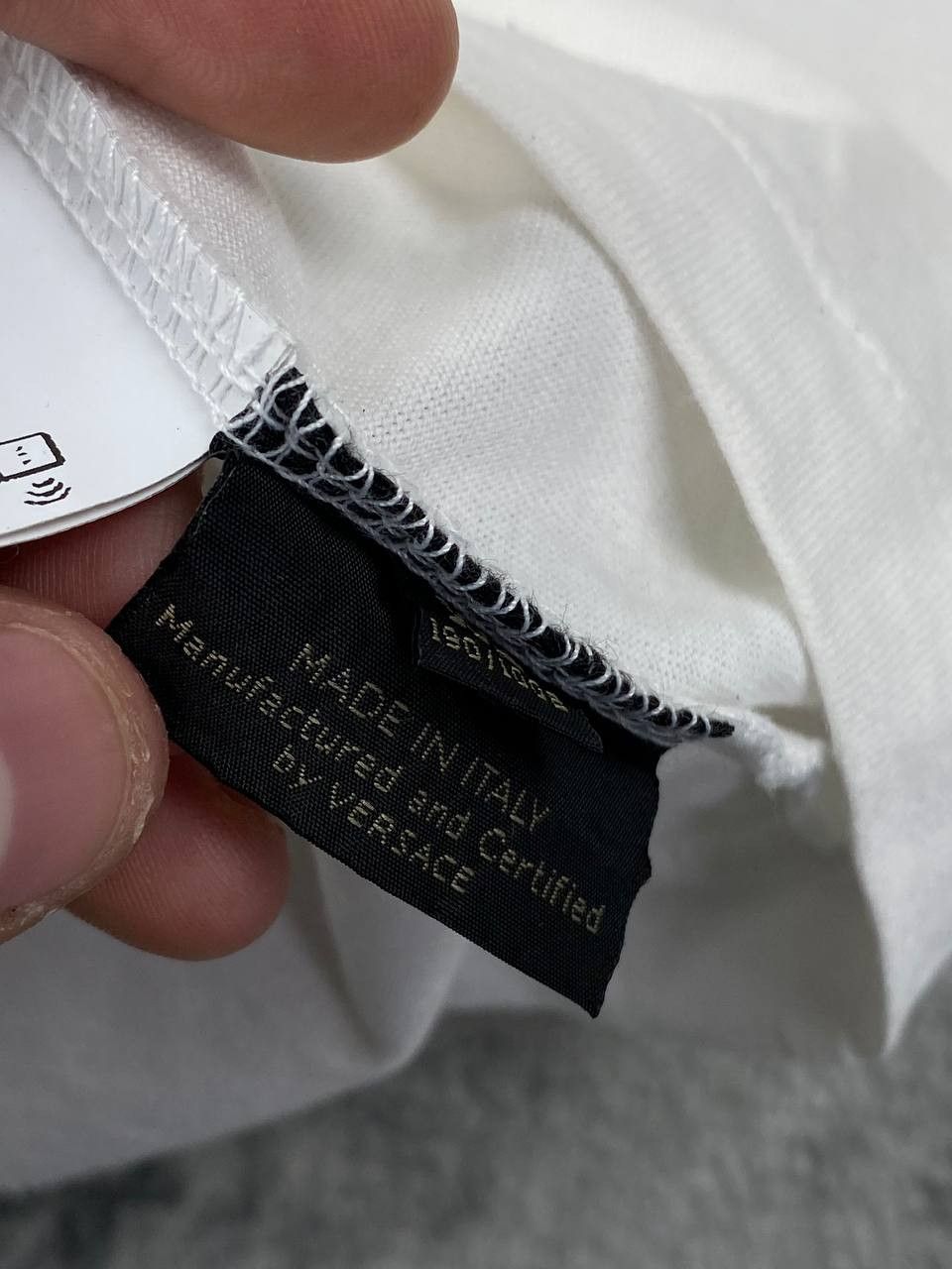 Versace Versace Baroque Big Logo Golden Belt T Shirt Men Size XL Size US XL / EU 56 / 4 - 8 Thumbnail