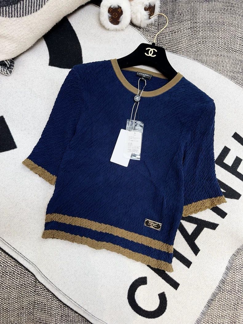 Chanel Chanel 20C Round Neck Short Sleeve Knit Top Size S / US 4 / IT 40 - 2 Thumbnail