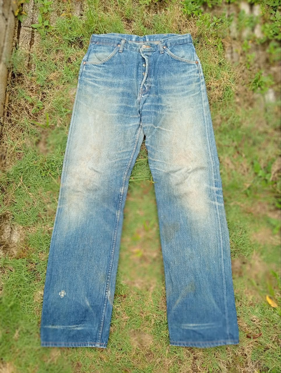 Wrangler VTG WRANGLER BLUE BELL BUTTON FLY WESTERN CUT JEANS Size US 32 / EU 48 - 1 Thumbnail