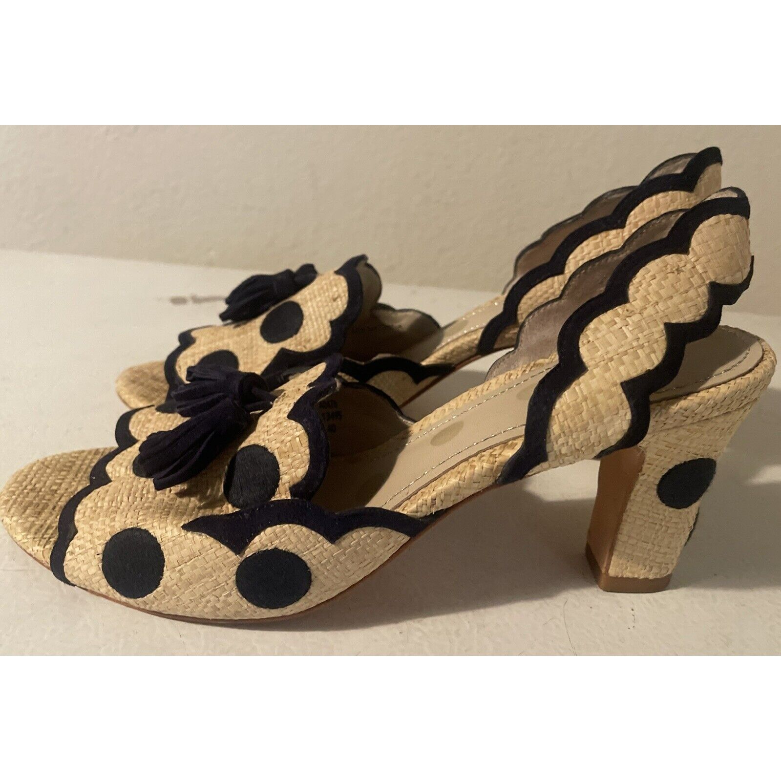 Boden Boden Size EUR 40 US 8.5 Embroidered Heels Shoes Black and R Size US 8.5 / IT 38.5 - 3 Thumbnail