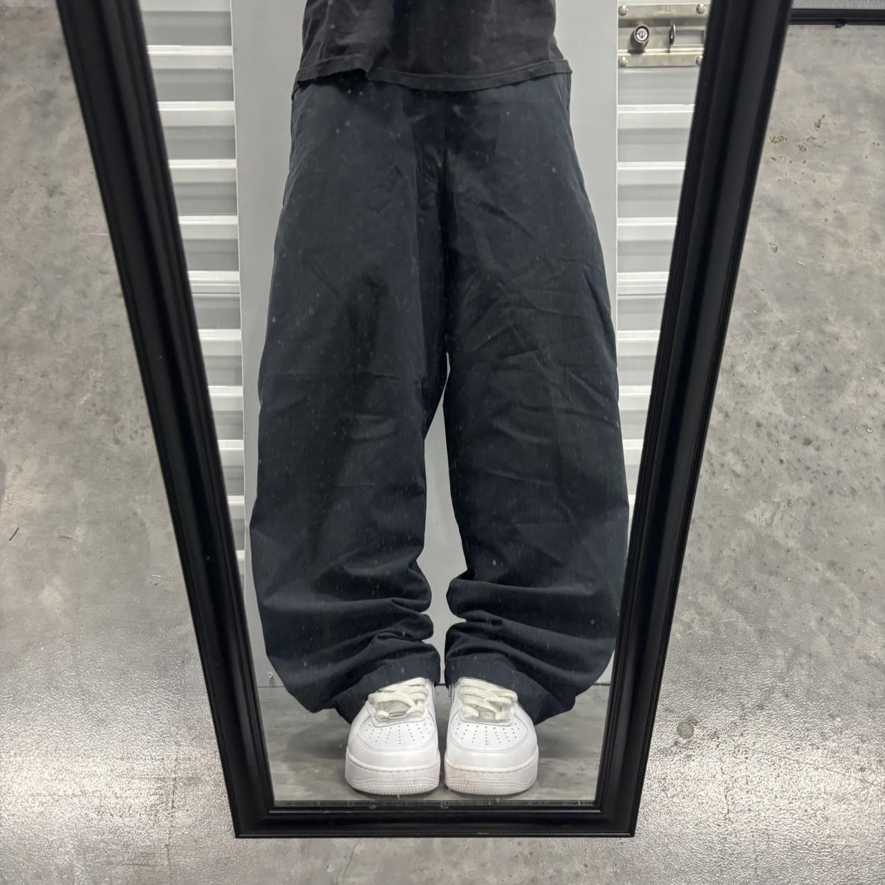 Japanese Brand × Vintage Crazy Vintage Y2K/2000s Baggy Faded Black Streetwear Workwear Skater Style Pants! Size US 33 - 1 Thumbnail