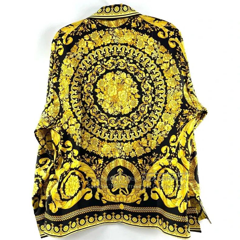 Versace Versace A silk shirt full of prints Size US XS / EU 42 / 0 - 2 Thumbnail