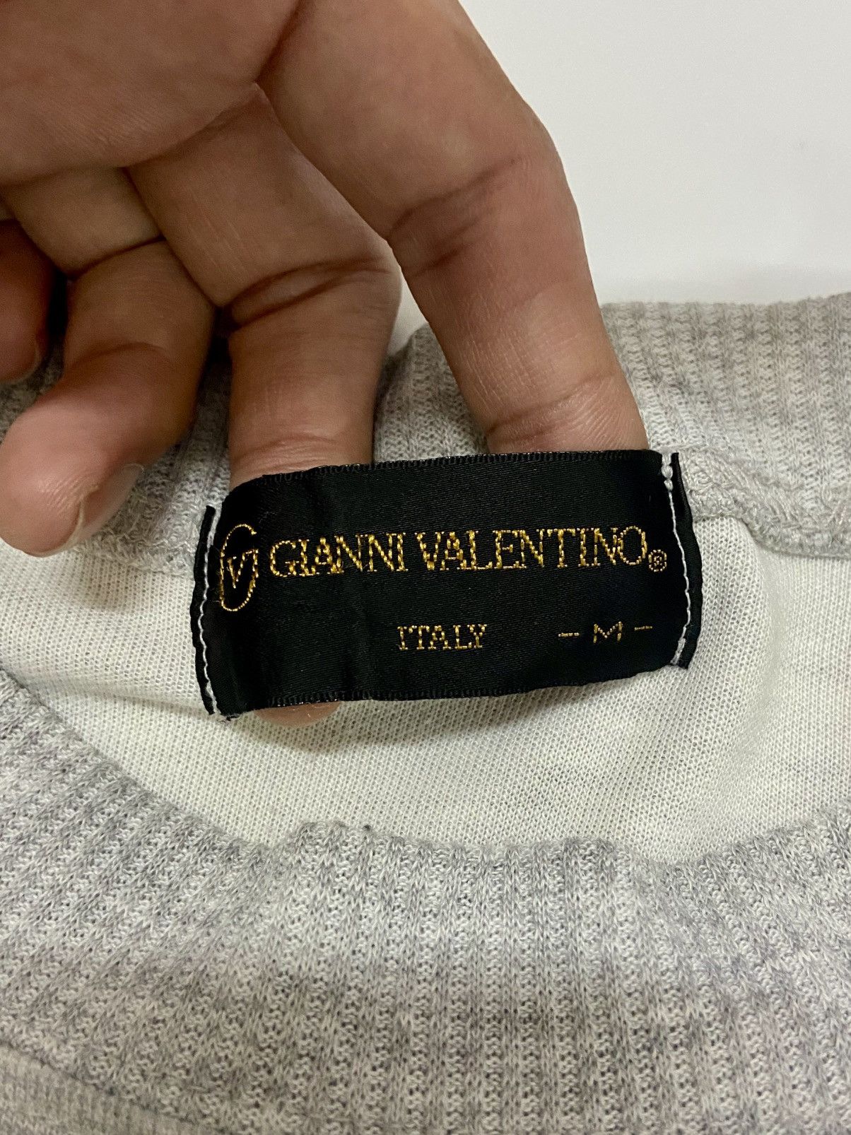 Gianni Valentino VINTAGE GIANNI VALENTINO SWEATSHIRT Size M / US 6-8 / IT 42-44 - 13 Thumbnail