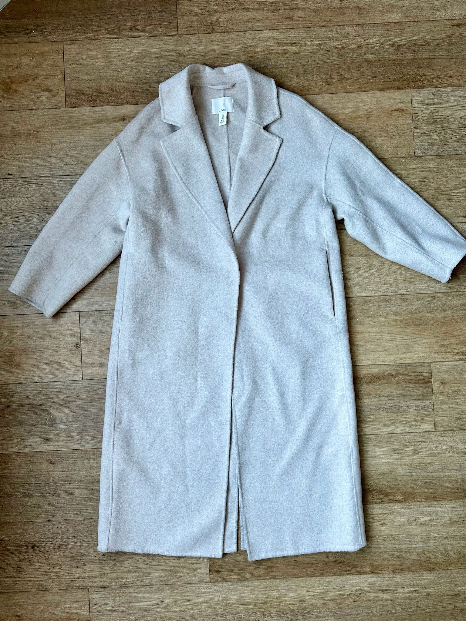 H&M 🔥[SALE]🔥 H&M Double Breasted Cream Coat Size S / US 4 / IT 40 - 1 Thumbnail